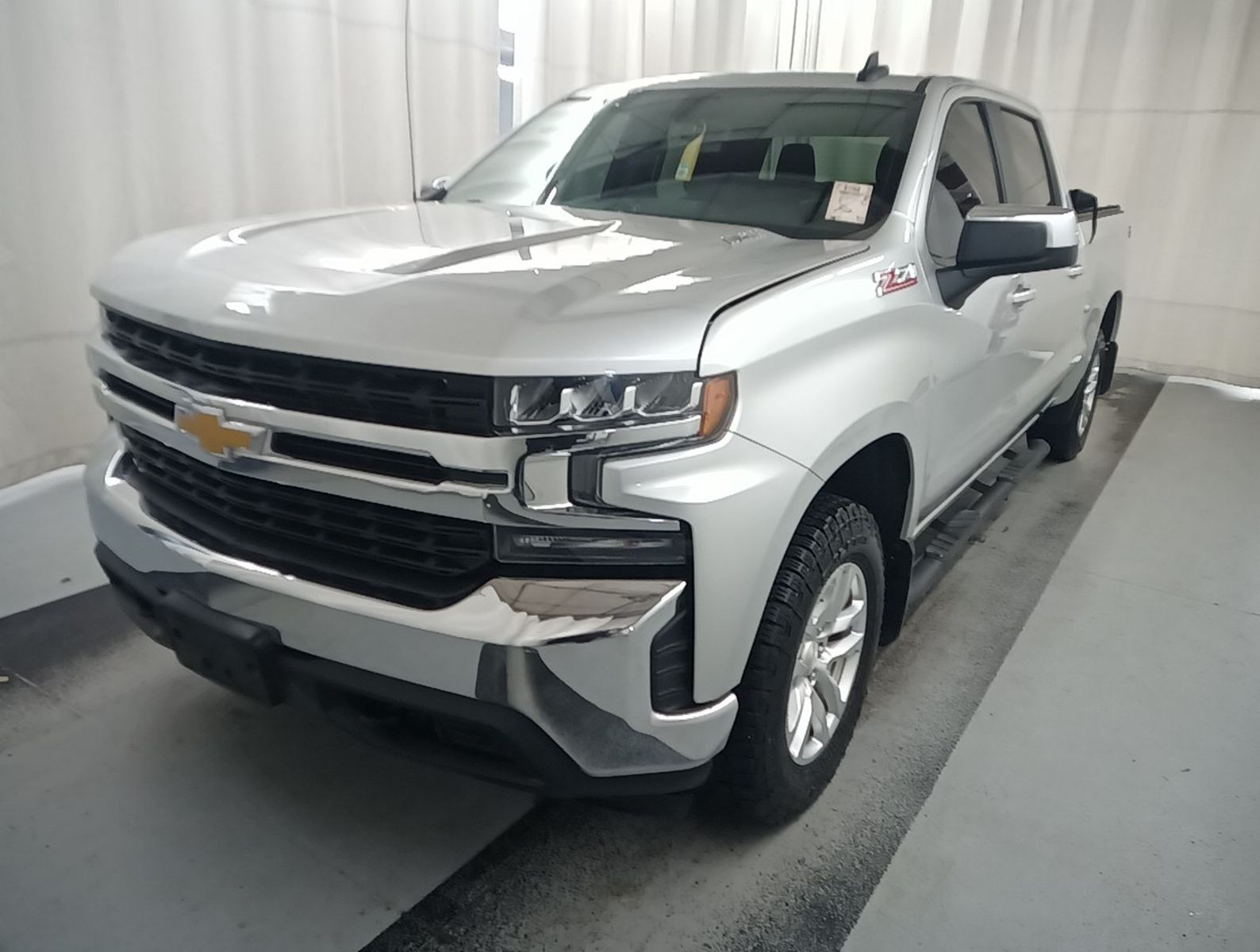 2021 Chevrolet Silverado 1500  LT AWD
