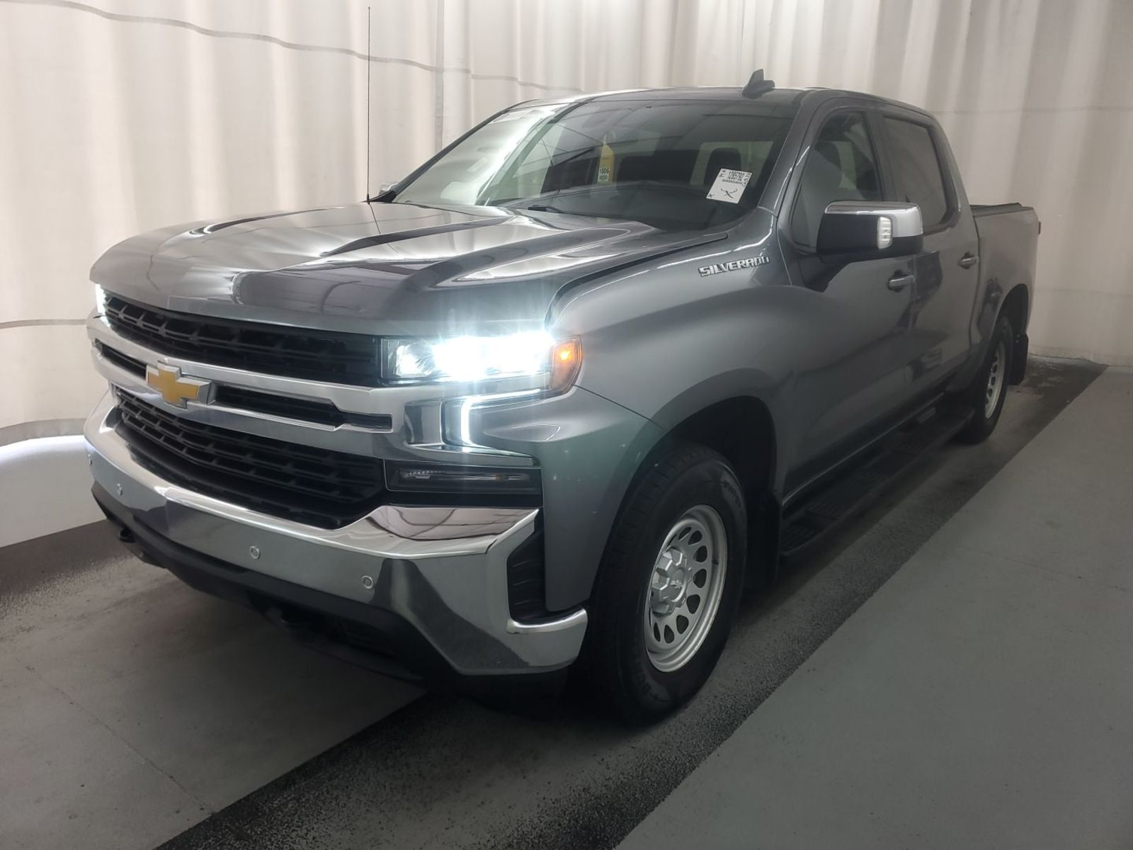 2022 Chevrolet Silverado 1500  LT AWD