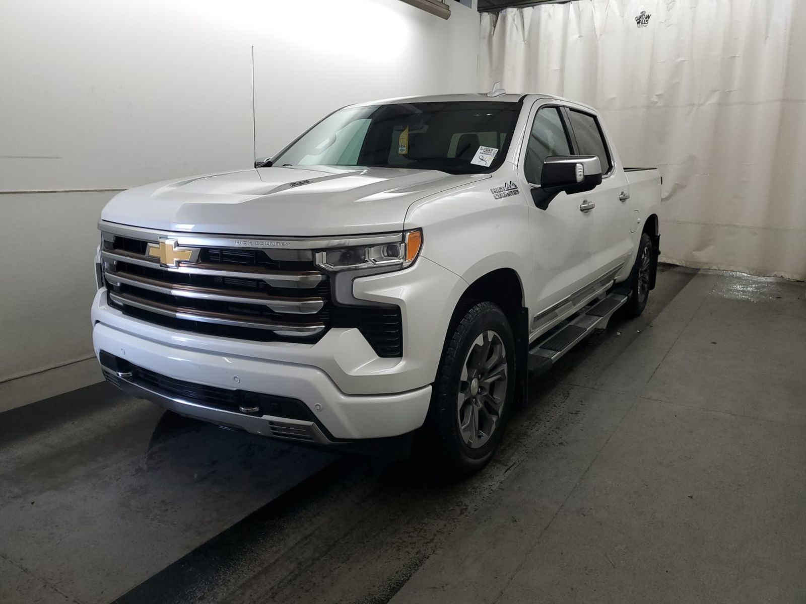 2022 Chevrolet Silverado 1500  High Country AWD