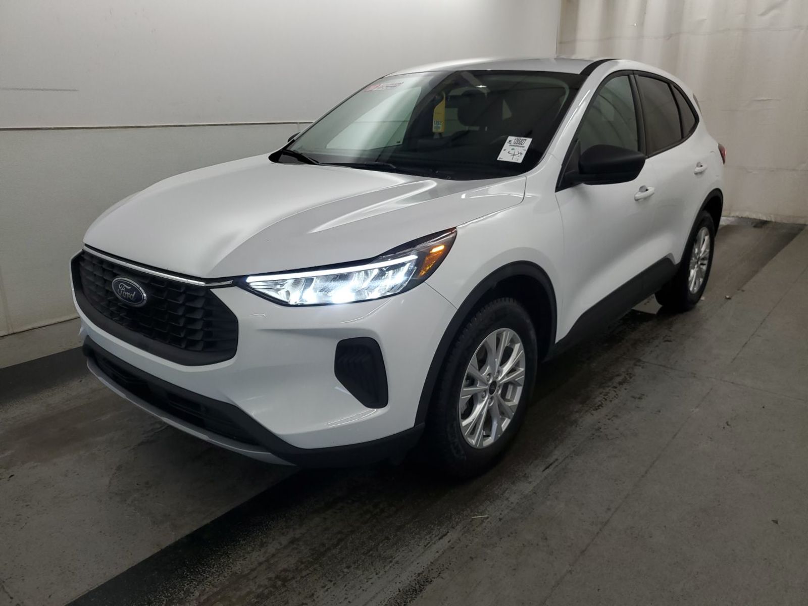 2025 Ford Escape   AWD