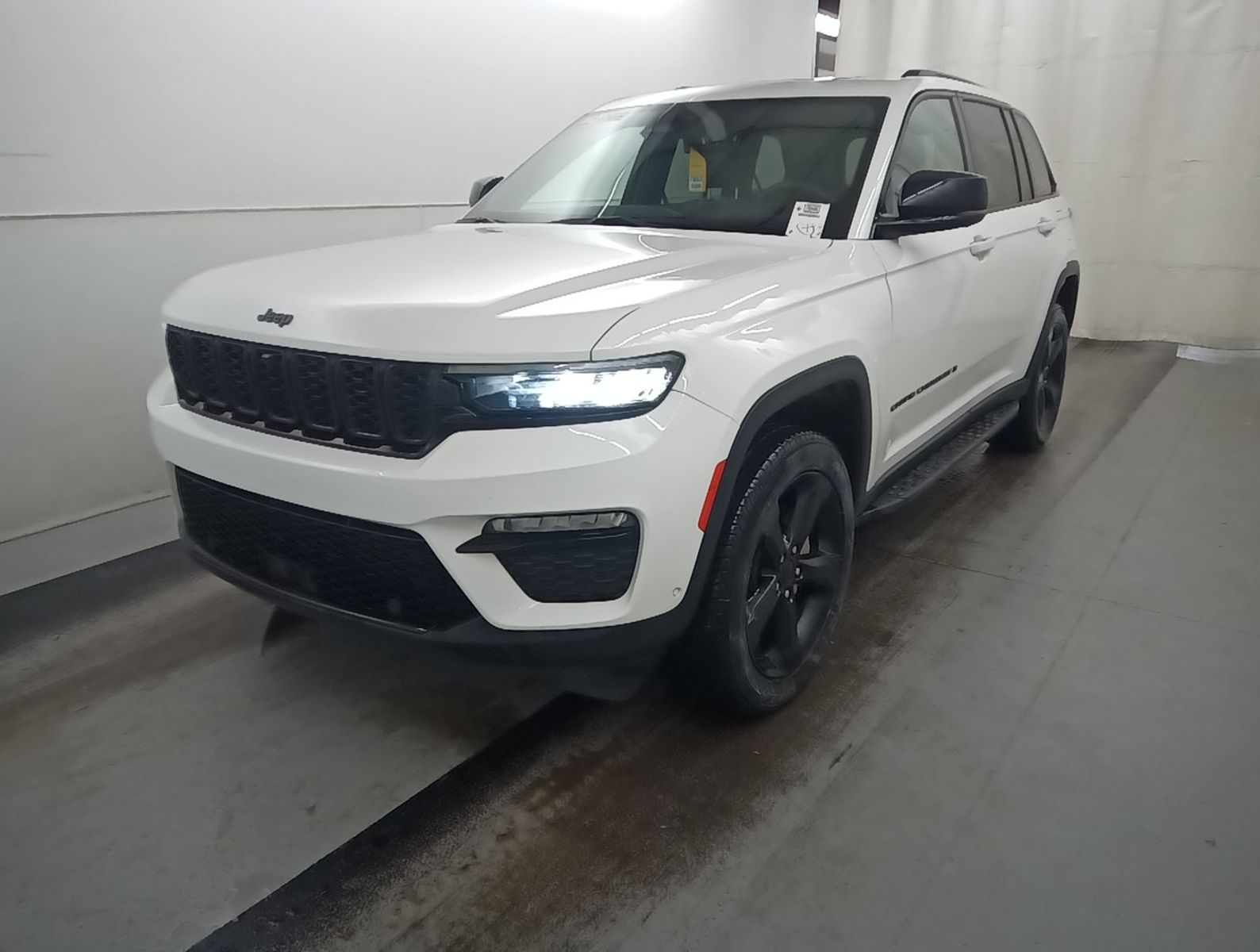 2024 Jeep Grand Cherokee  Limited AWD