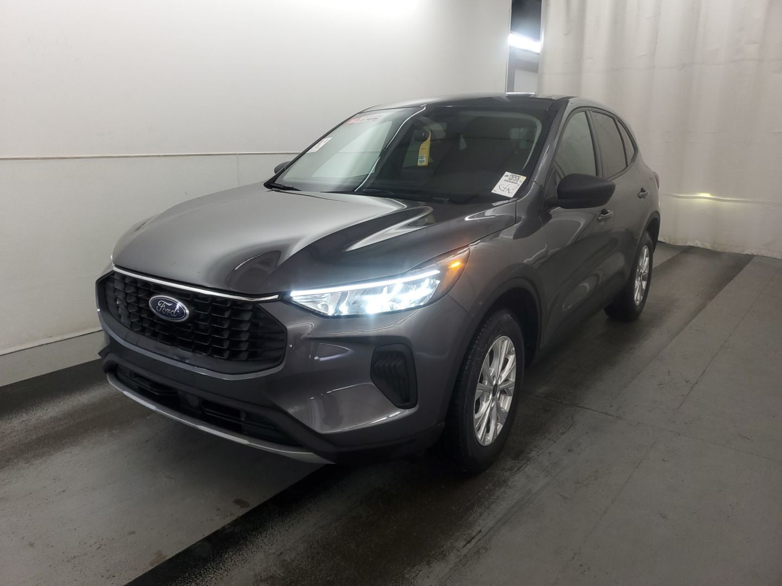 2025 Ford Escape   AWD
