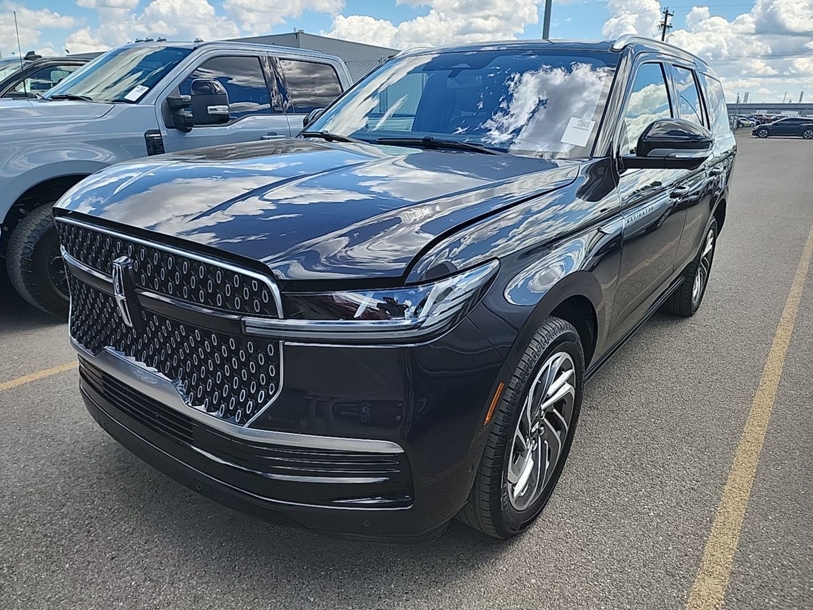 2025 Lincoln Navigator  Reserve AWD
