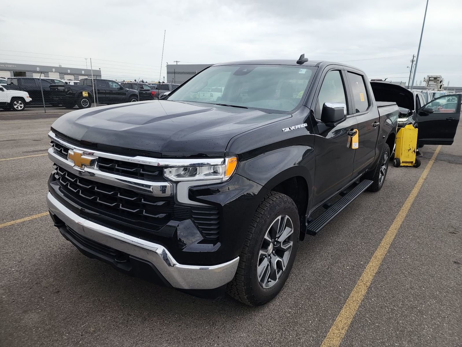 2024 Chevrolet Silverado 1500   AWD
