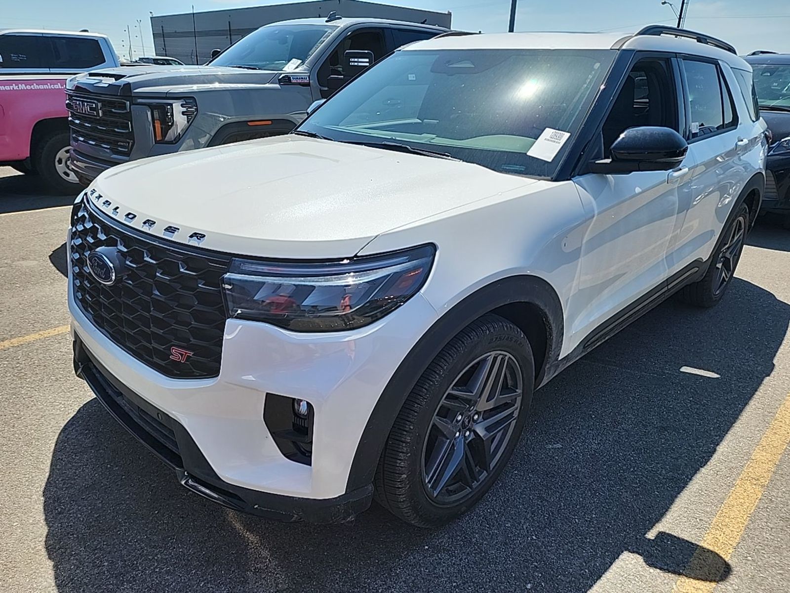 2025 Ford Explorer  ST AWD