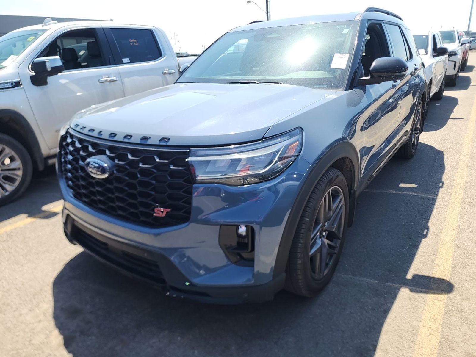 2025 Ford Explorer  ST AWD