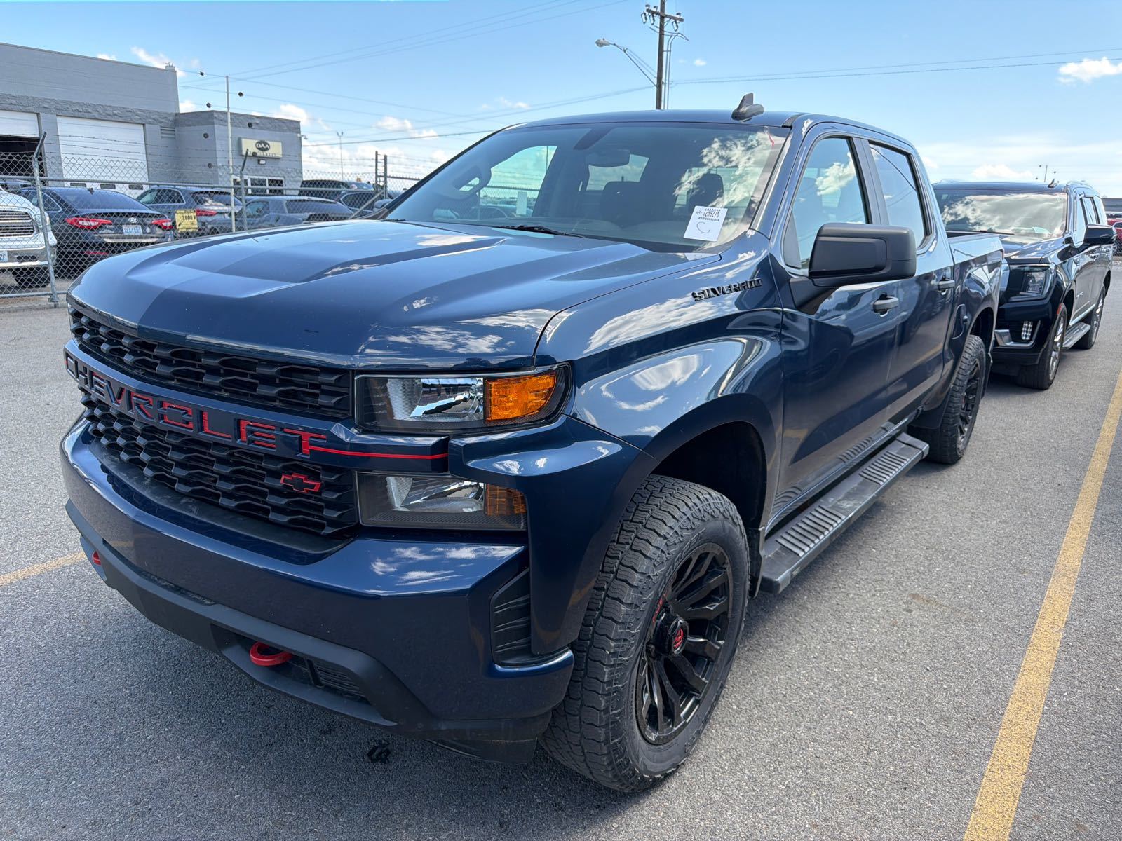 2021 Chevrolet Silverado 1500  Custom AWD
