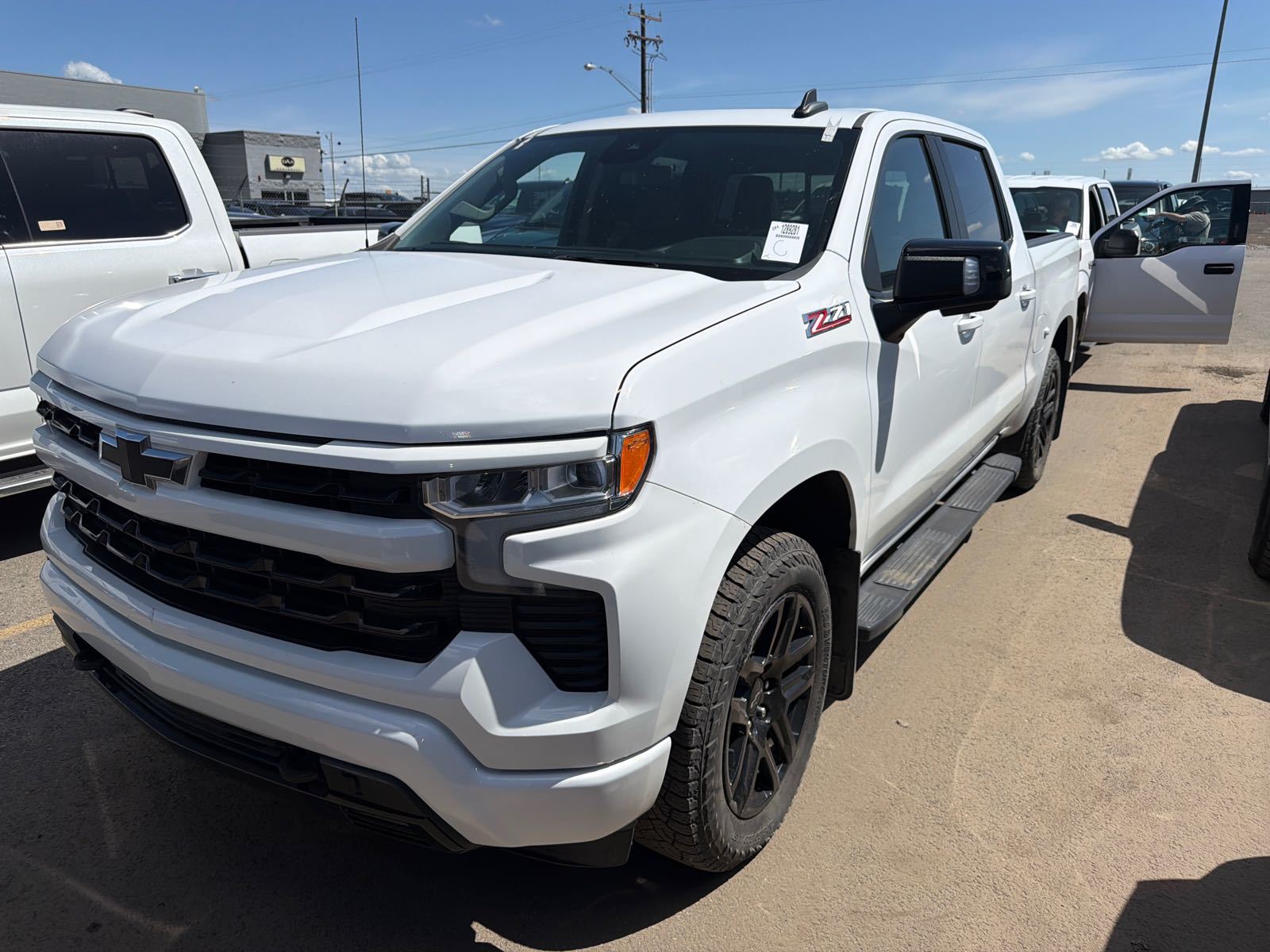 2022 Chevrolet Silverado 1500  RST AWD