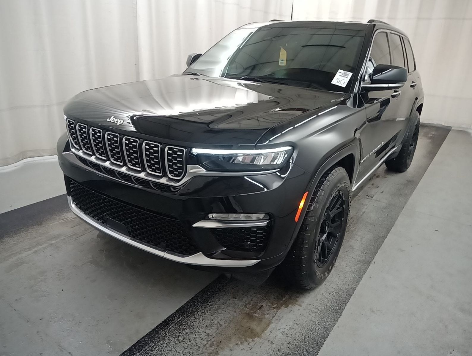 2025 Jeep Grand Cherokee  Summit AWD