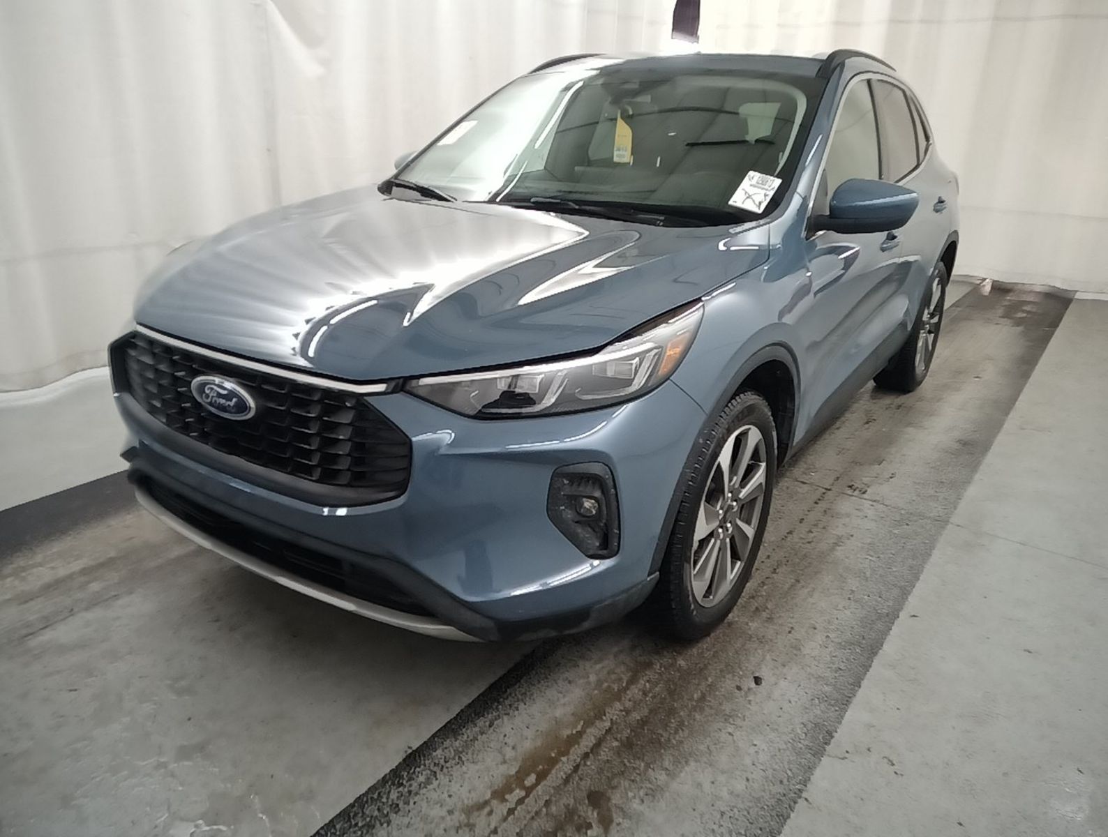 2025 Ford Escape   AWD
