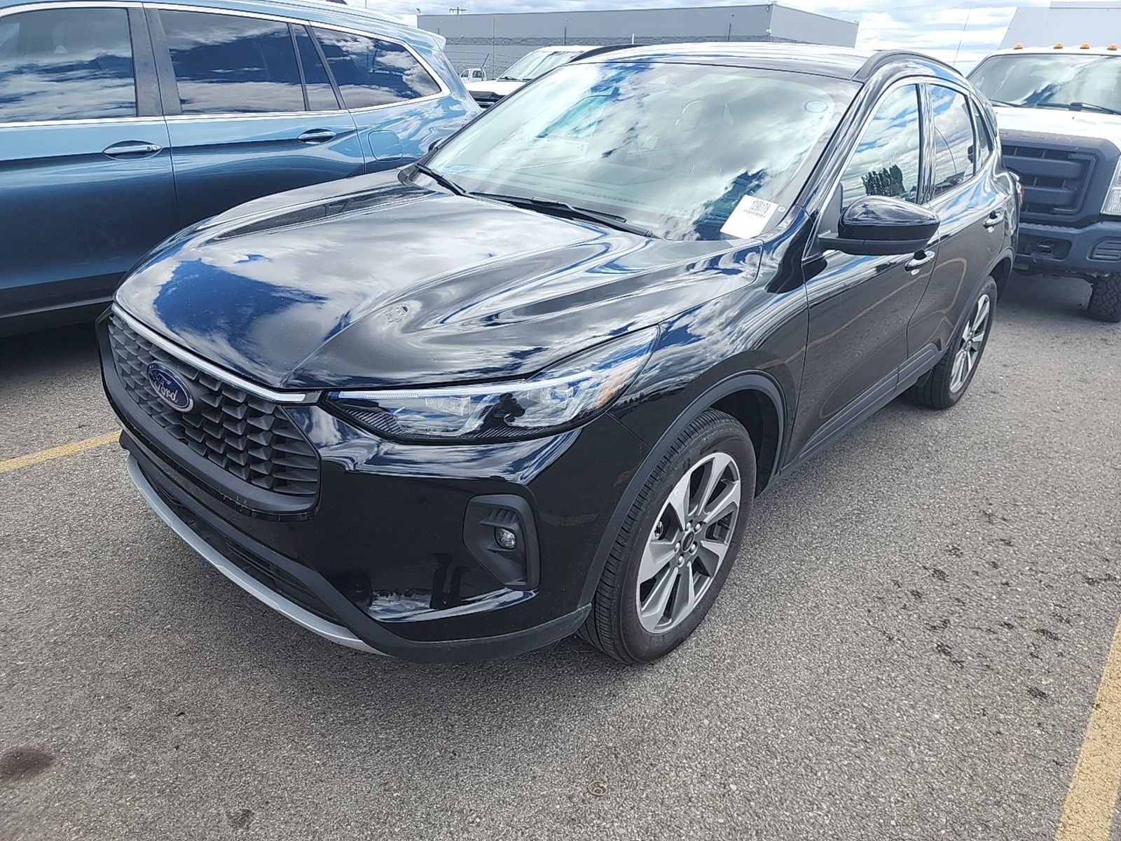 2025 Ford Escape   AWD