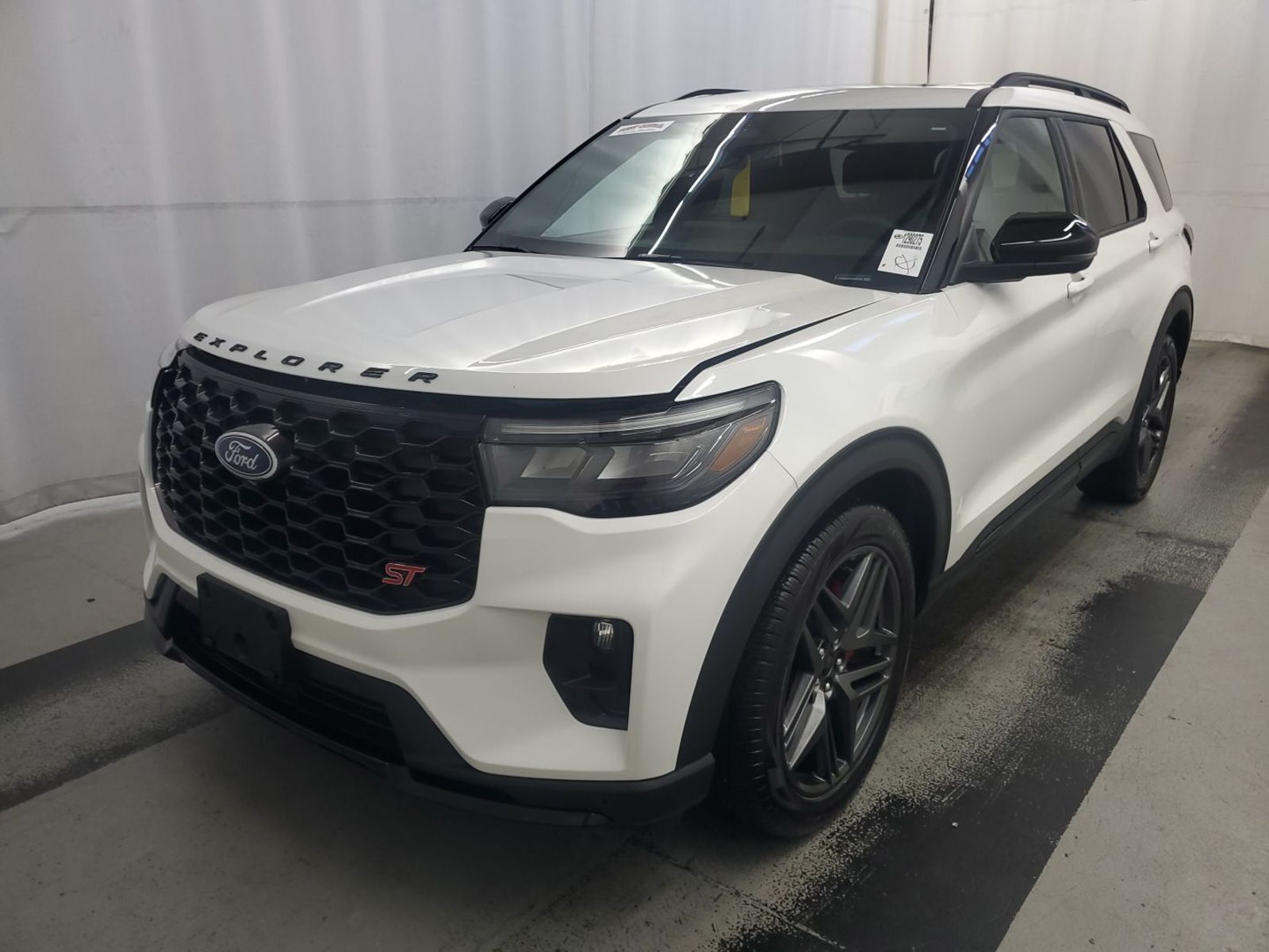 2025 Ford Explorer  ST AWD