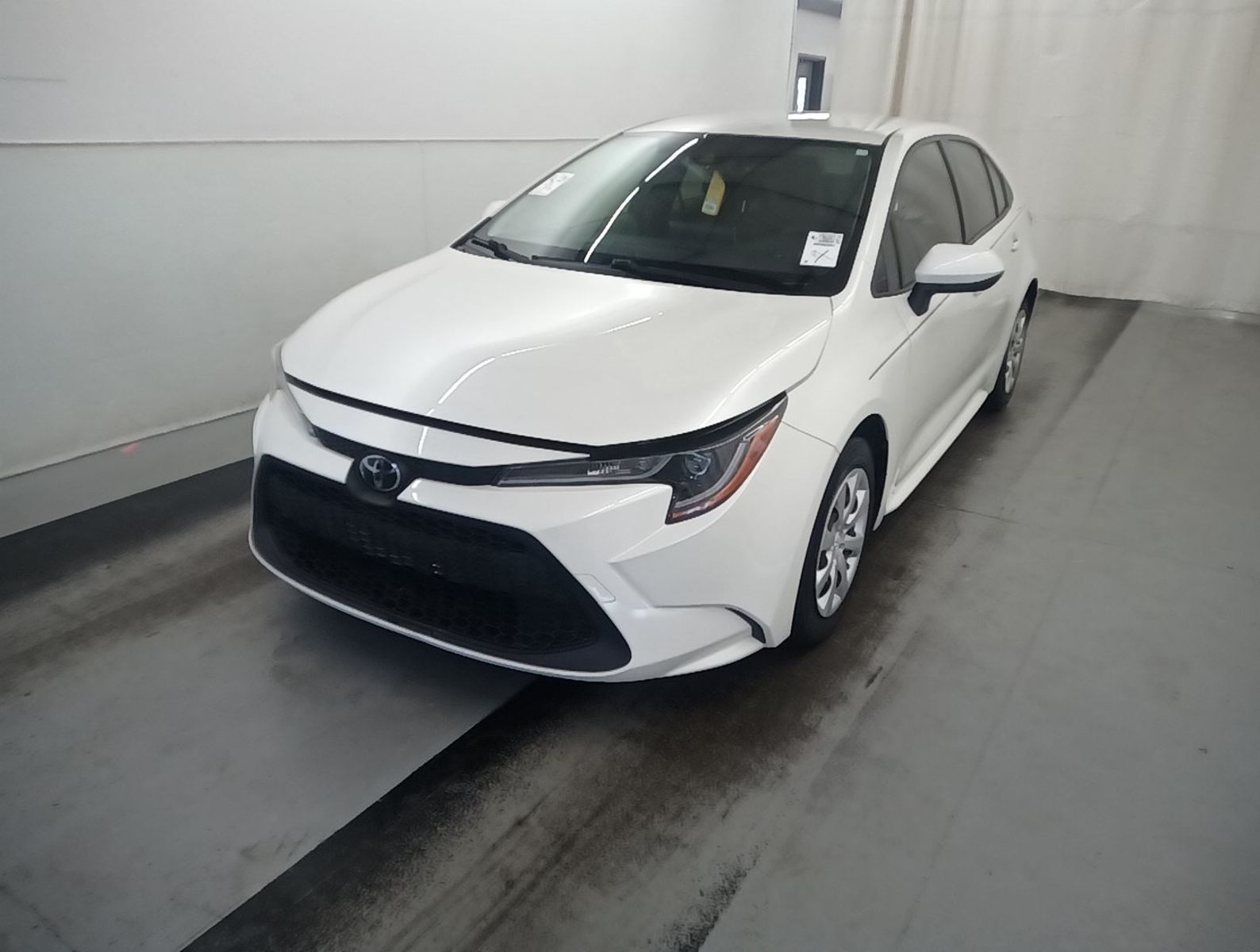 2020 Toyota Corolla  LE FWD
