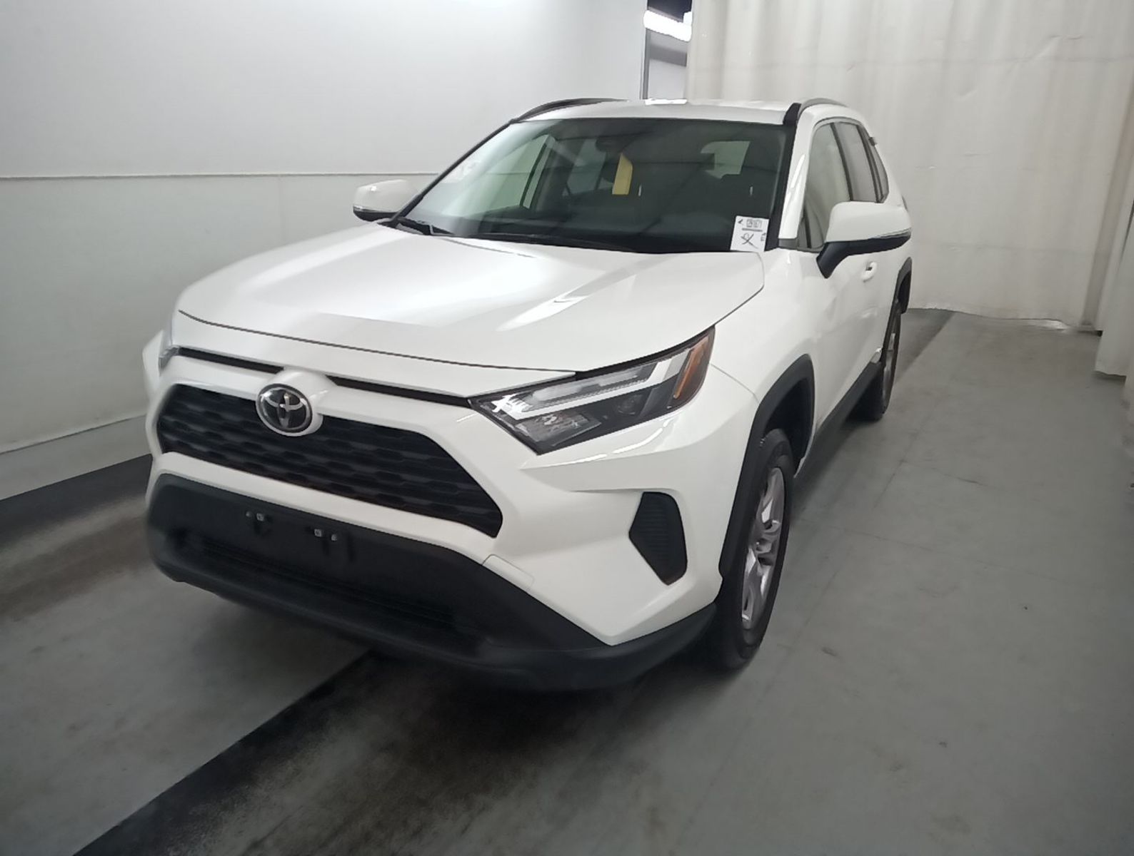 2025 Toyota RAV4  Hybrid XLE AWD