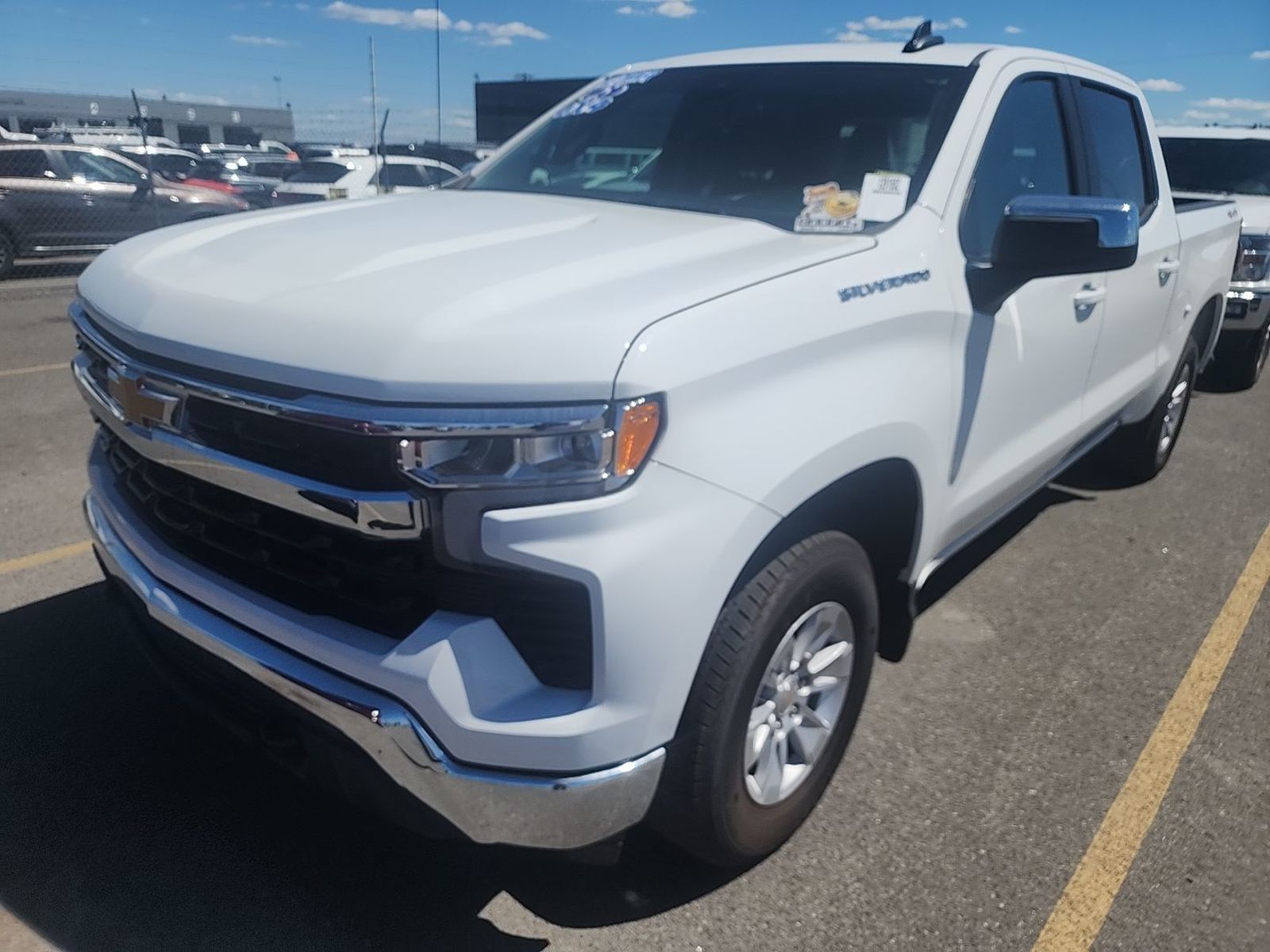 2025 Chevrolet Silverado 1500  LT AWD
