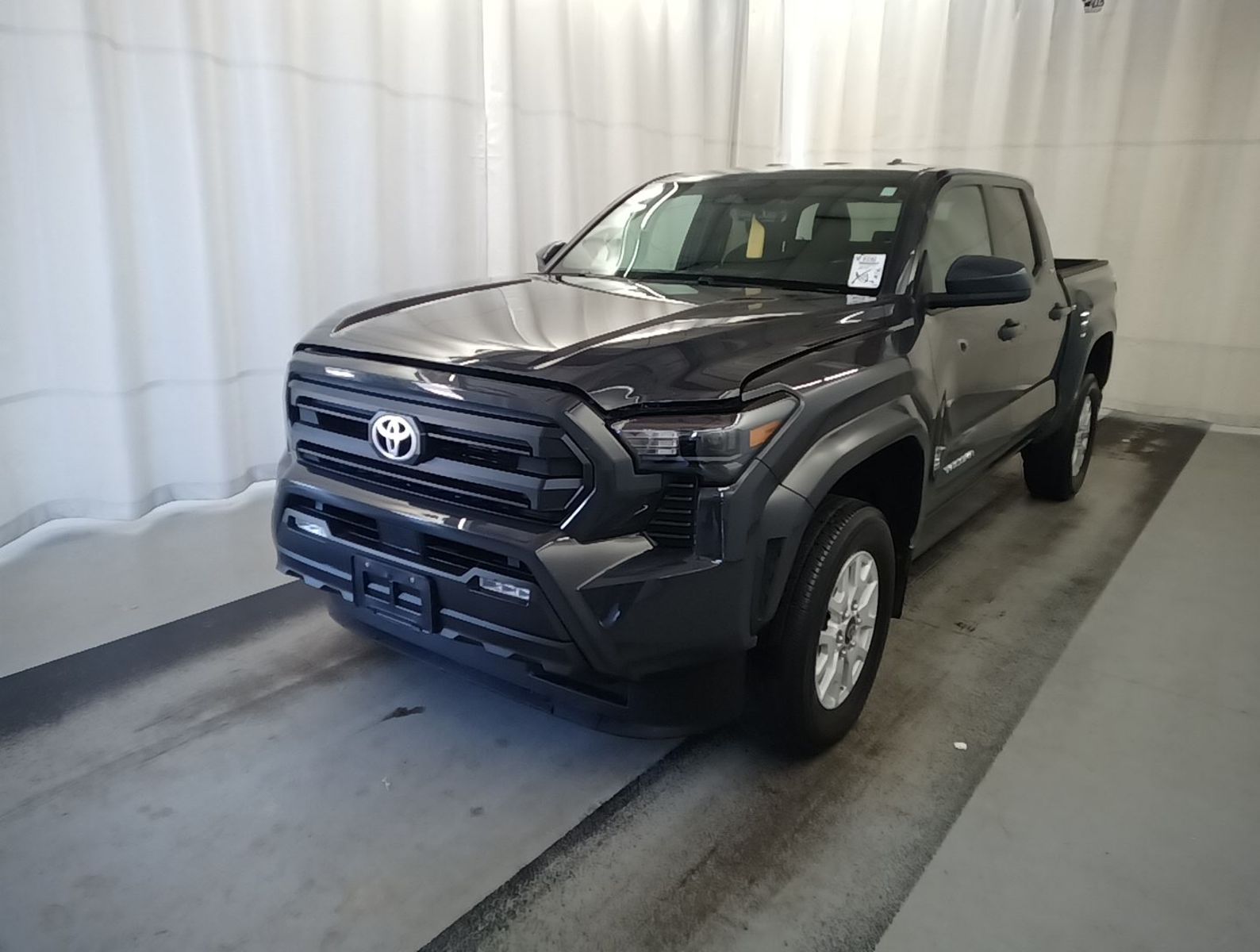 2024 Toyota Tacoma  SR5 AWD