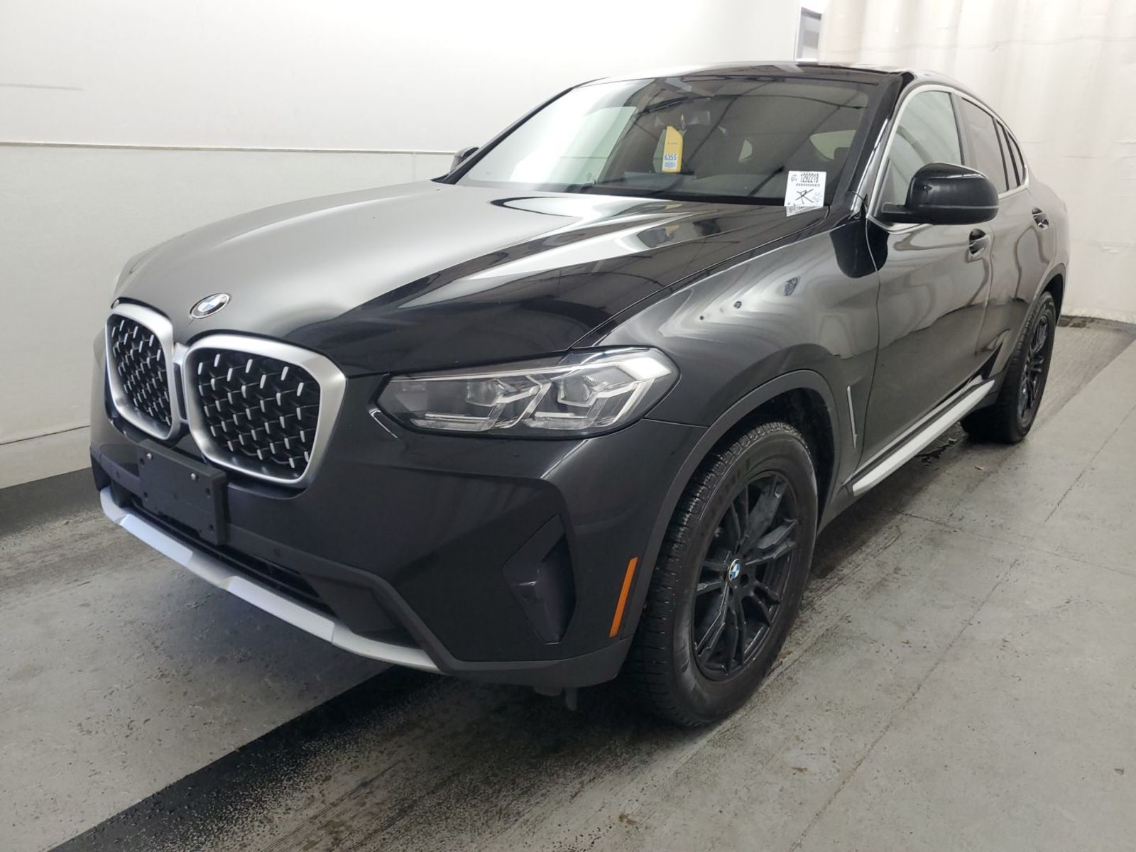 2025 BMW X4  XDrive30i AWD