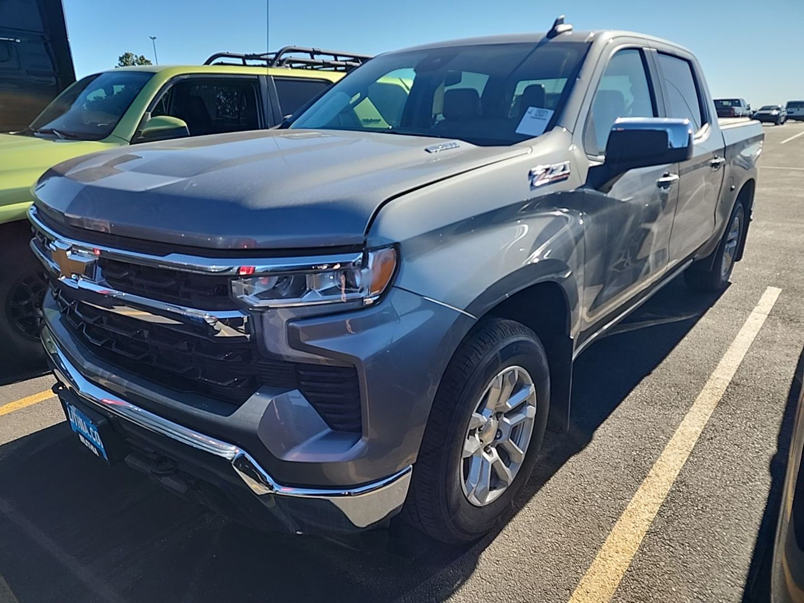 2023 Chevrolet Silverado 1500  LT AWD