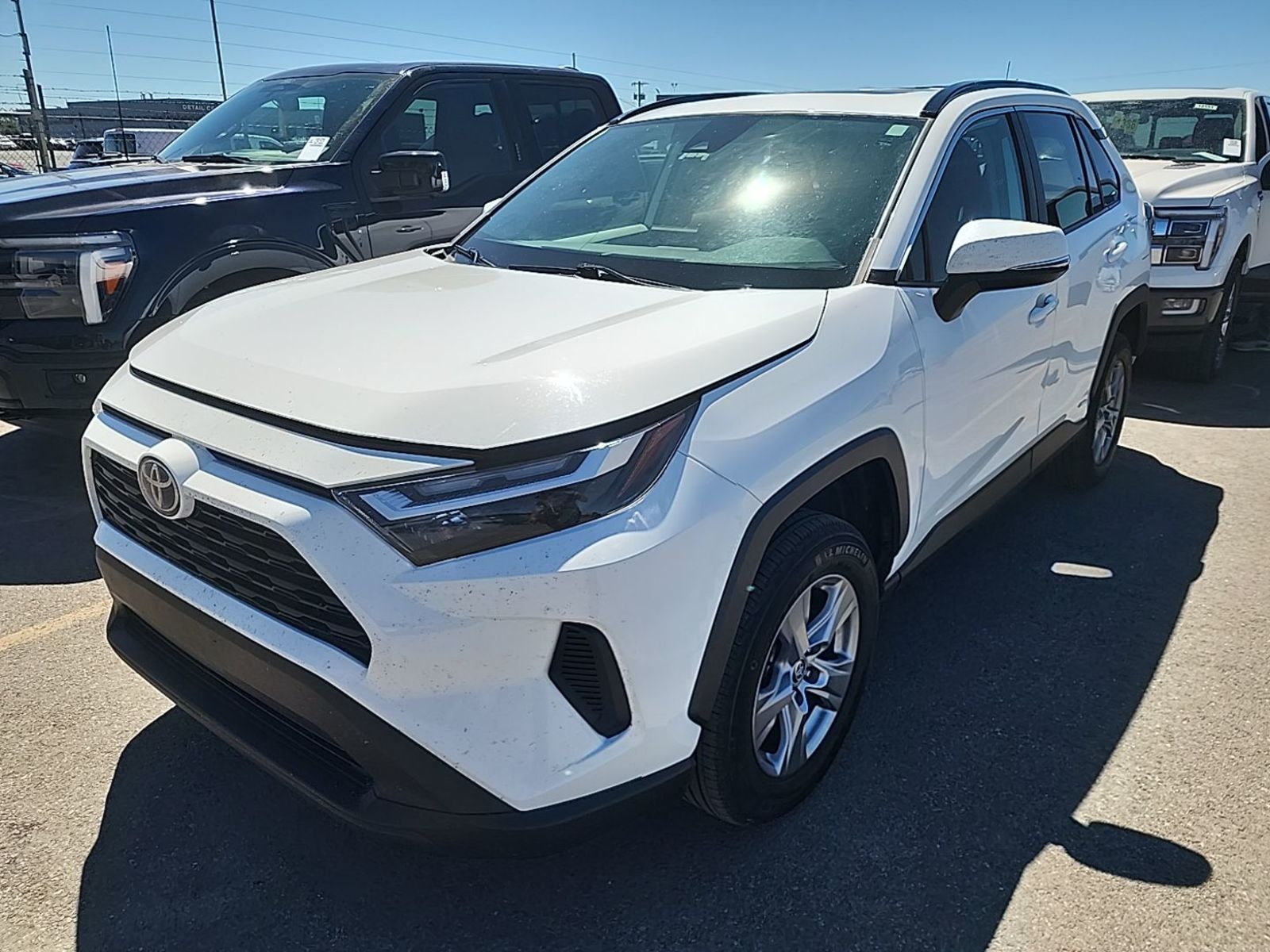 2022 Toyota RAV4  Hybrid XLE AWD