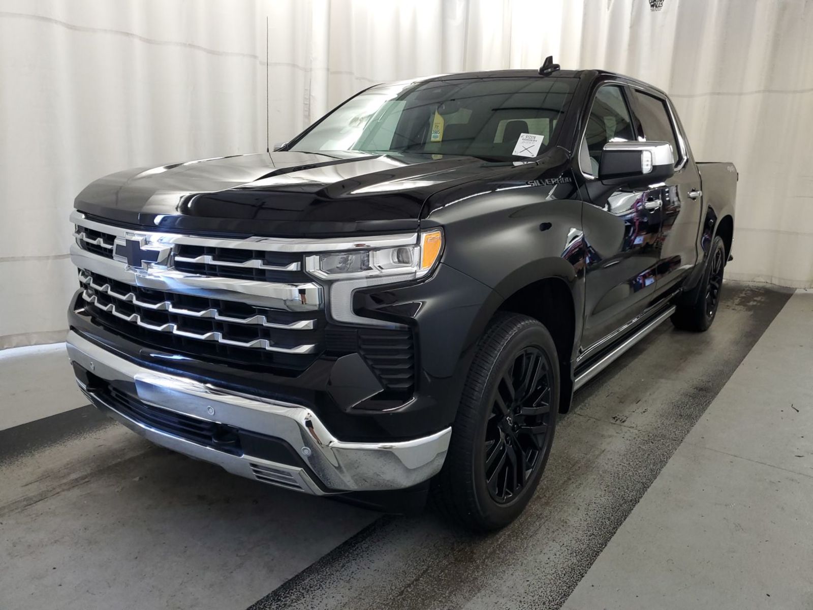 2023 Chevrolet Silverado 1500  LTZ AWD