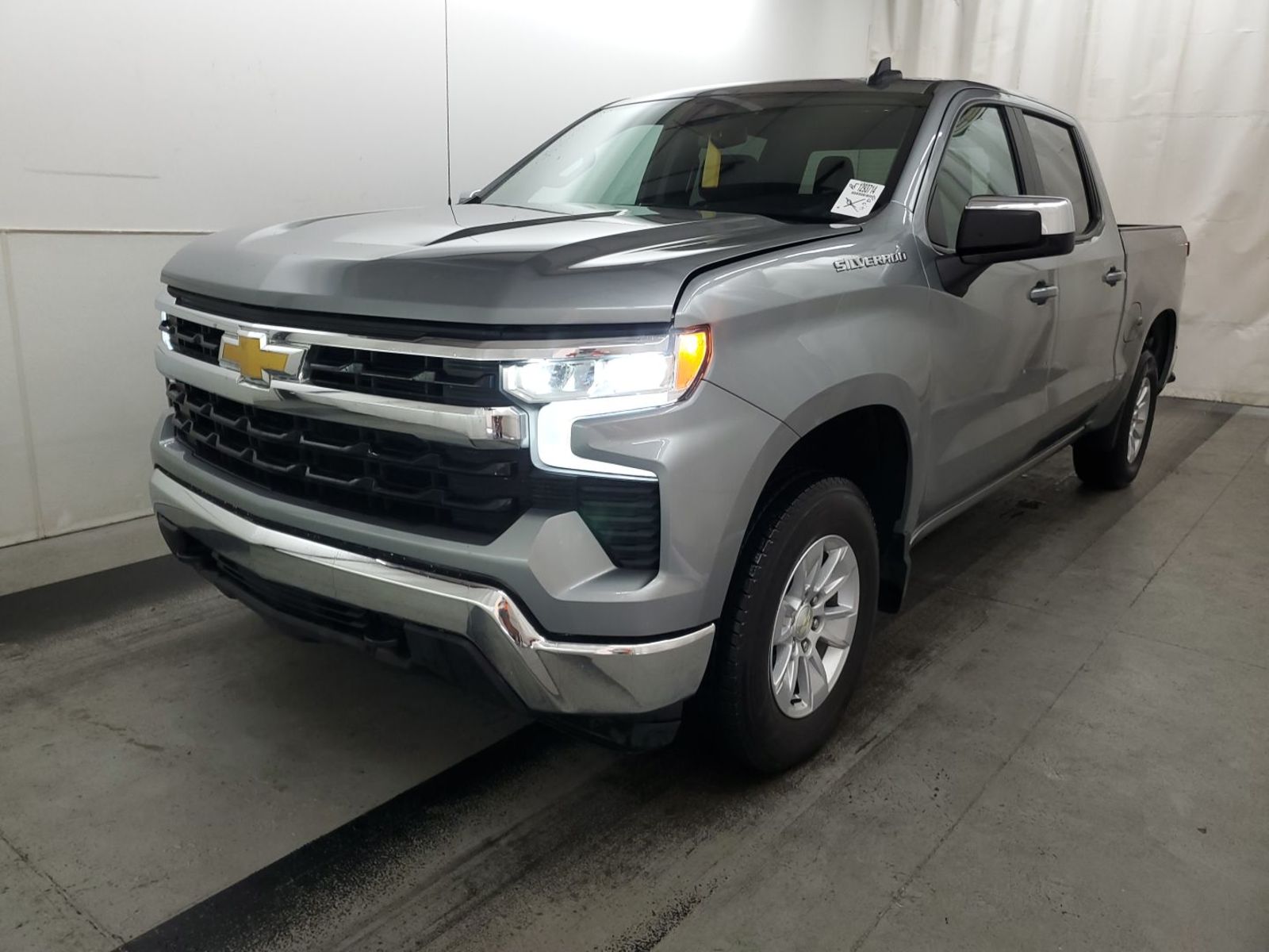 2025 Chevrolet Silverado 1500  LT AWD