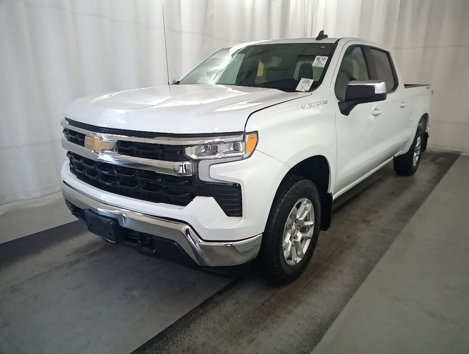 2023 Chevrolet Silverado 1500  LT AWD