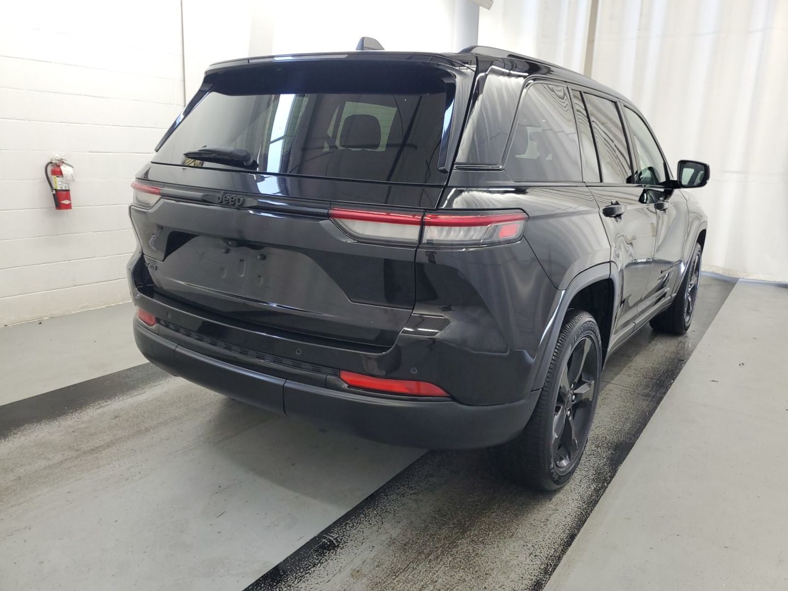2024 Jeep Grand Cherokee   AWD