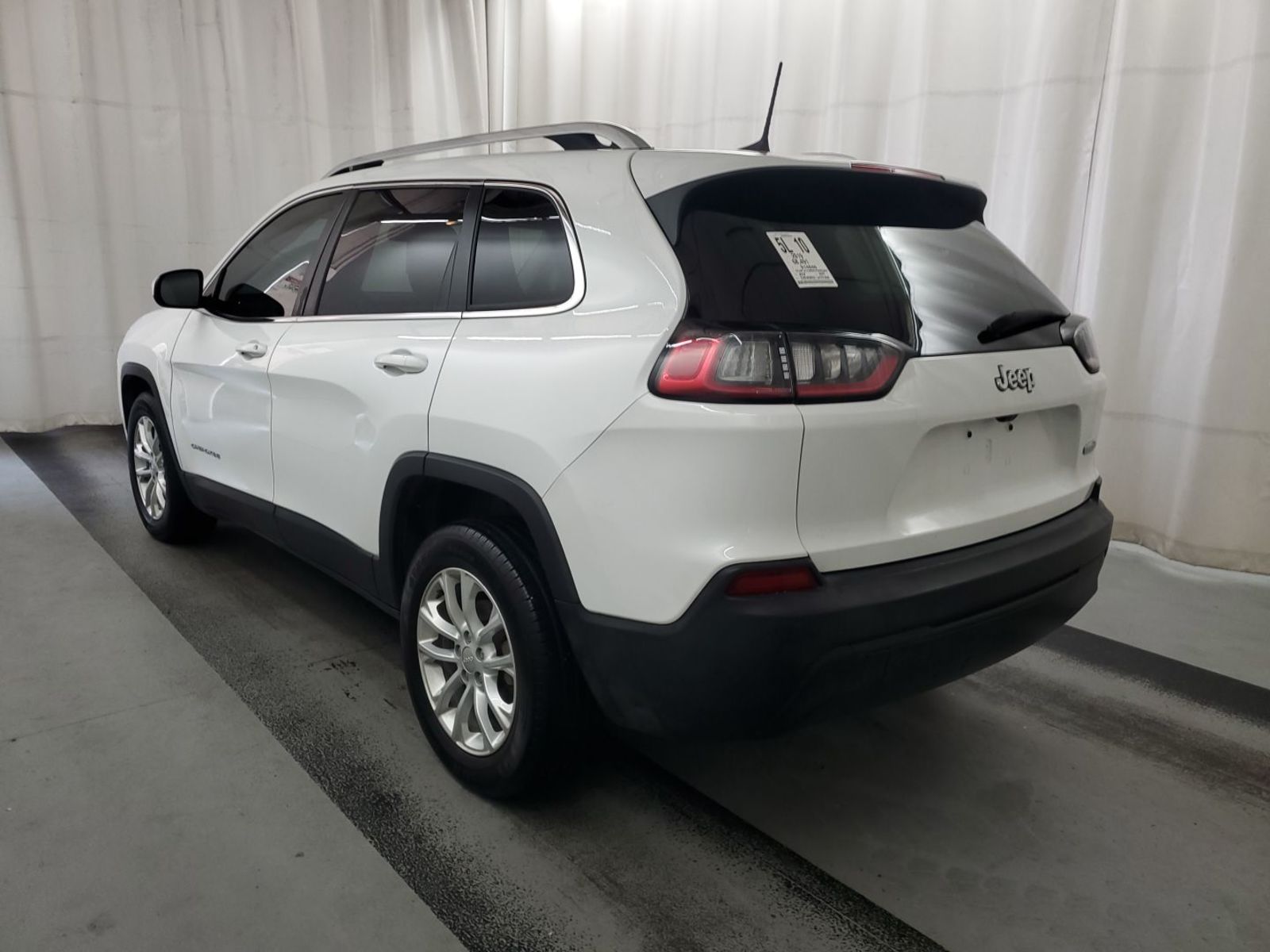 2019 Jeep Cherokee  Latitude FWD