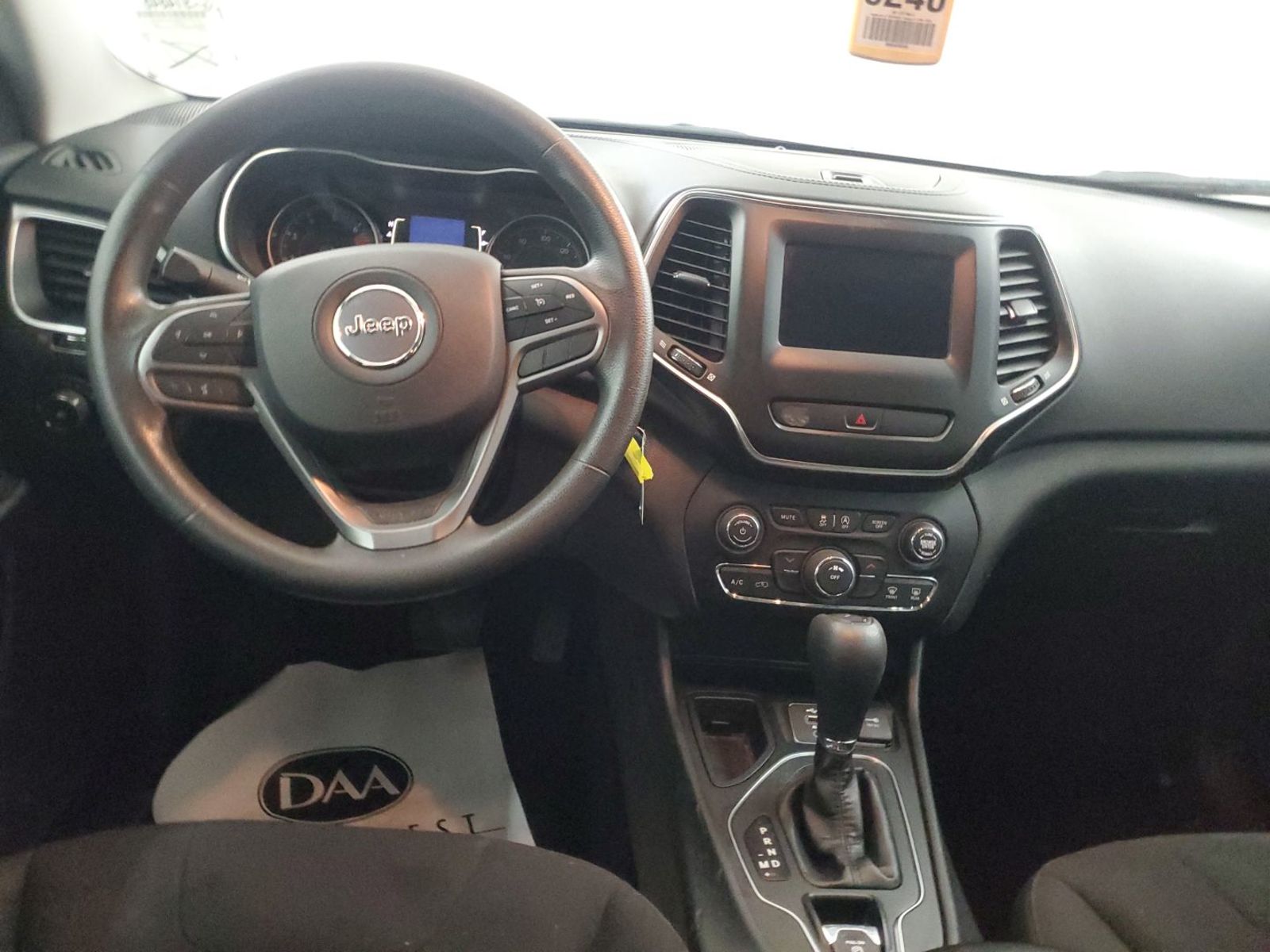 2019 Jeep Cherokee  Latitude FWD