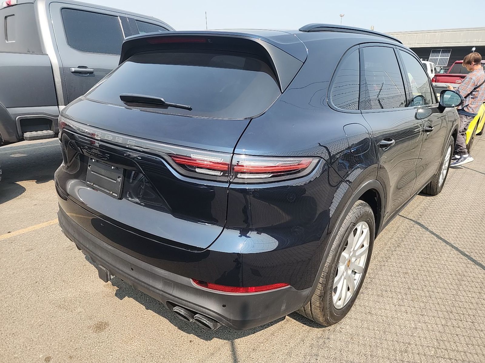 2022 Porsche cayenne  S AWD