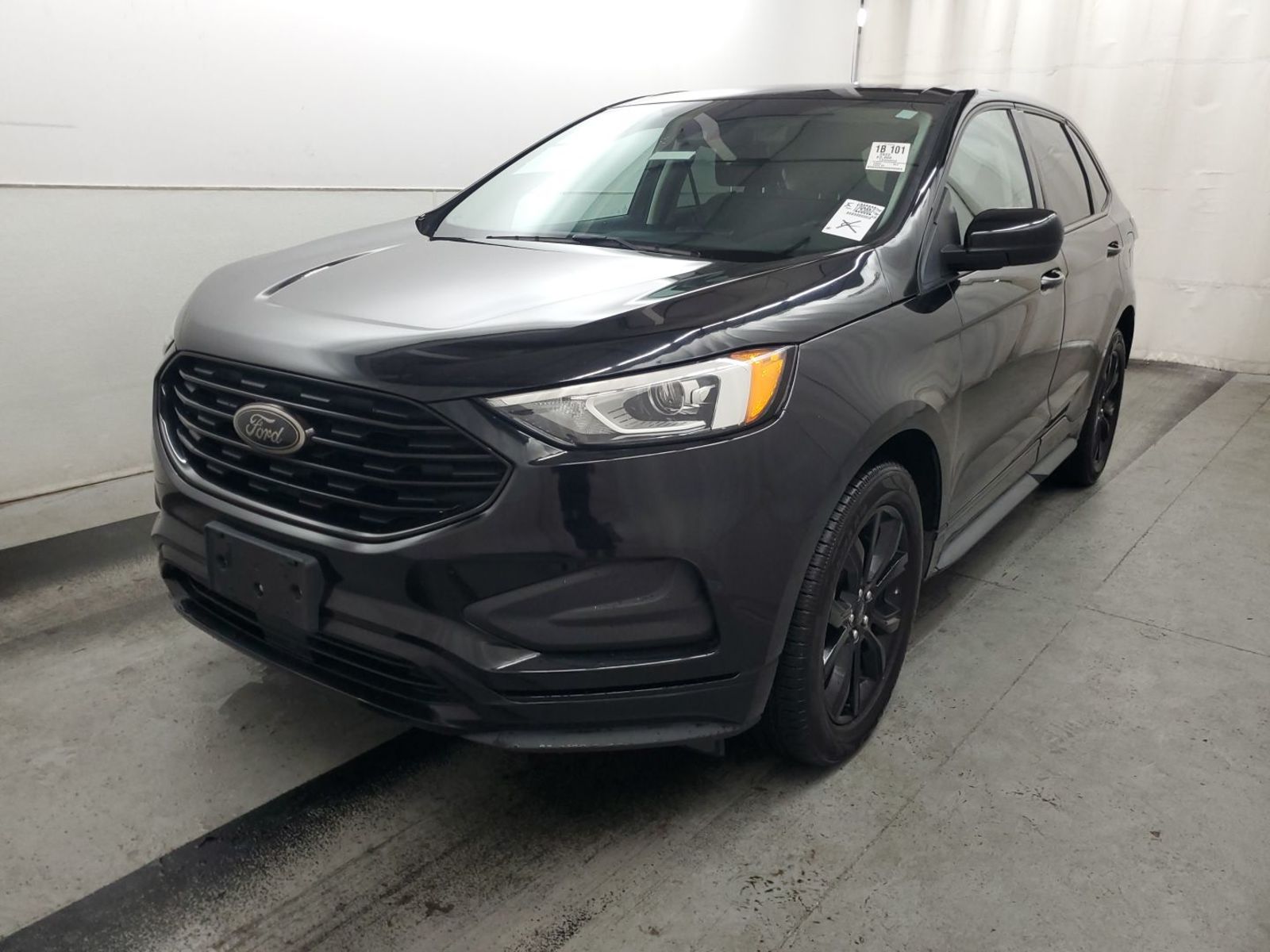 2022 Ford Edge  SE AWD