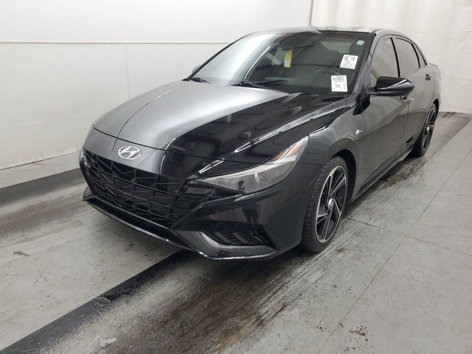 2021 Hyundai Elantra   FWD