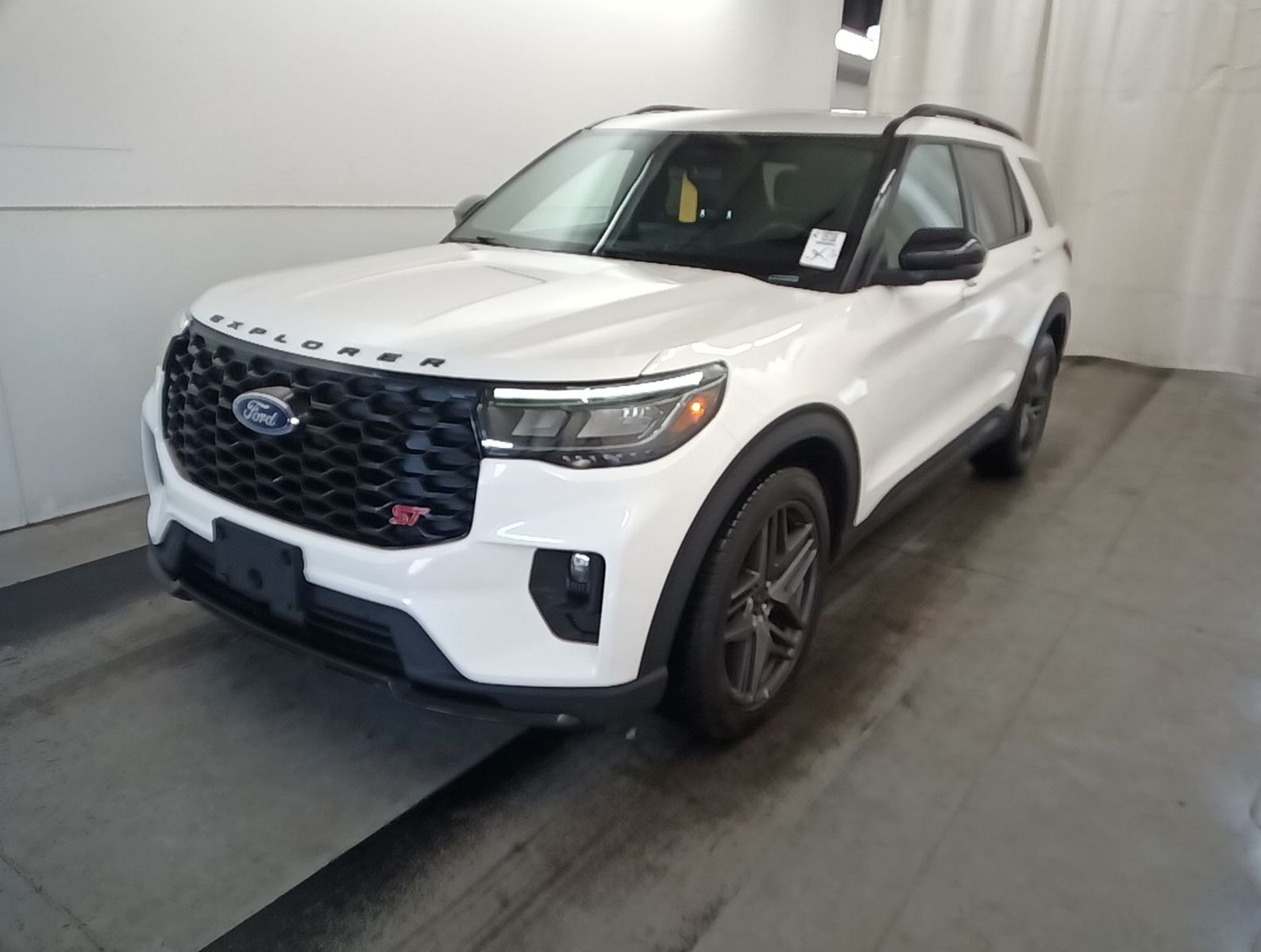 2025 Ford Explorer  ST AWD