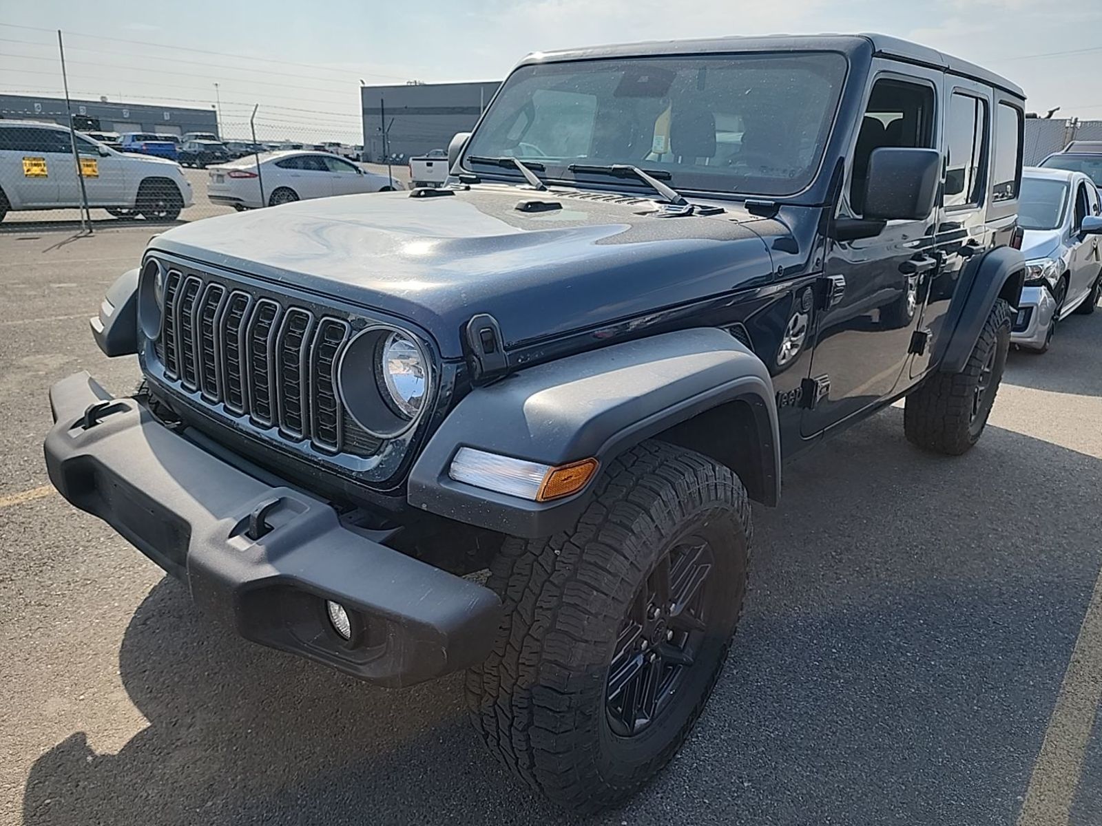 2025 Jeep Wrangler   AWD