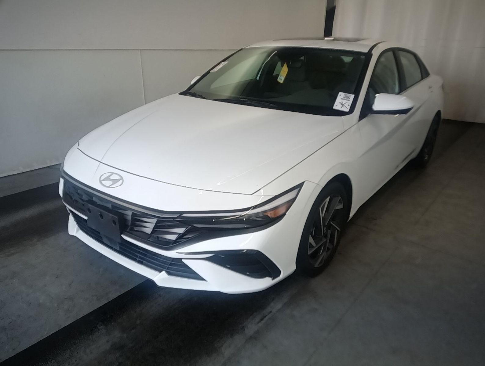2025 Hyundai Elantra  SEL Convenience FWD