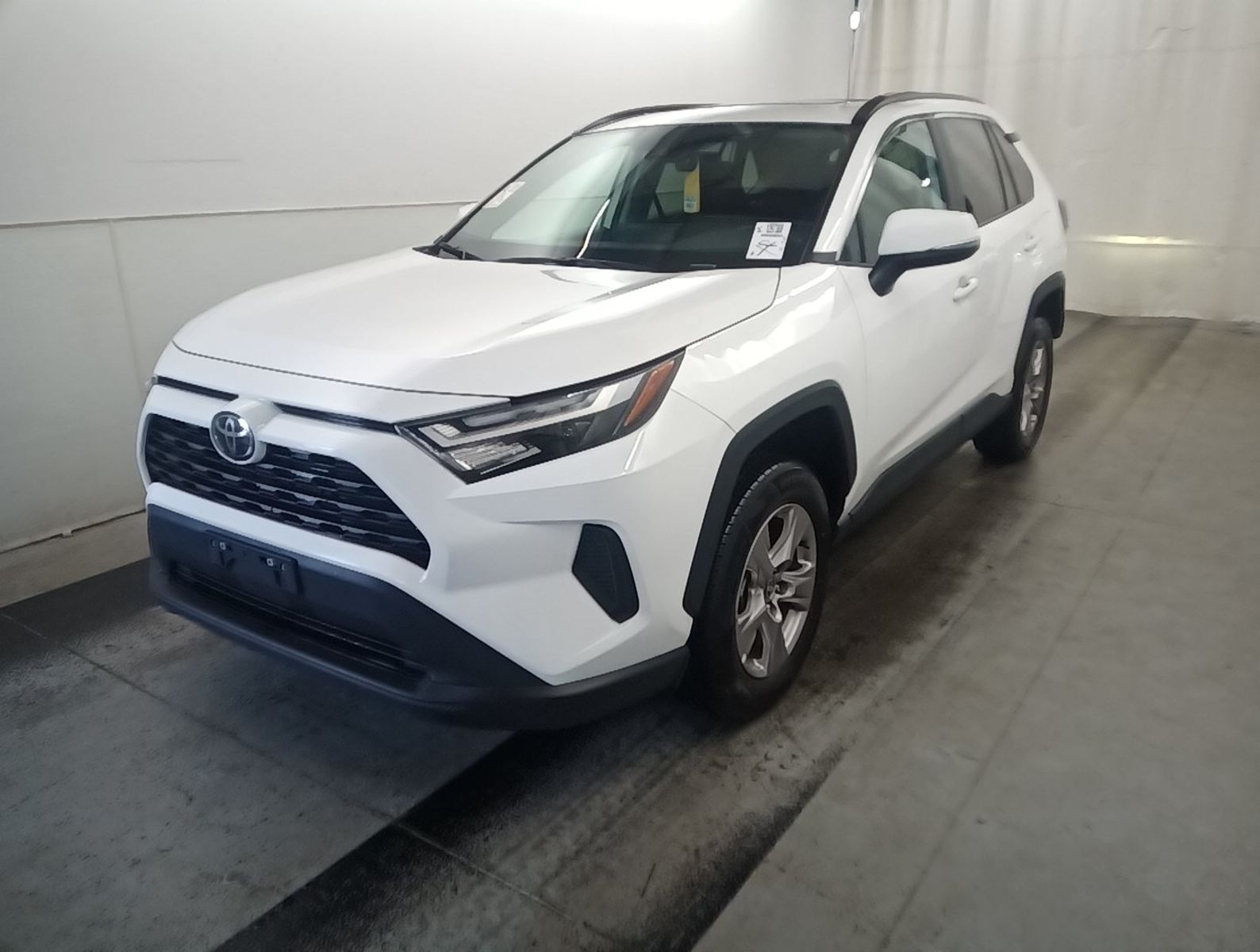 2025 Toyota RAV4  XLE AWD