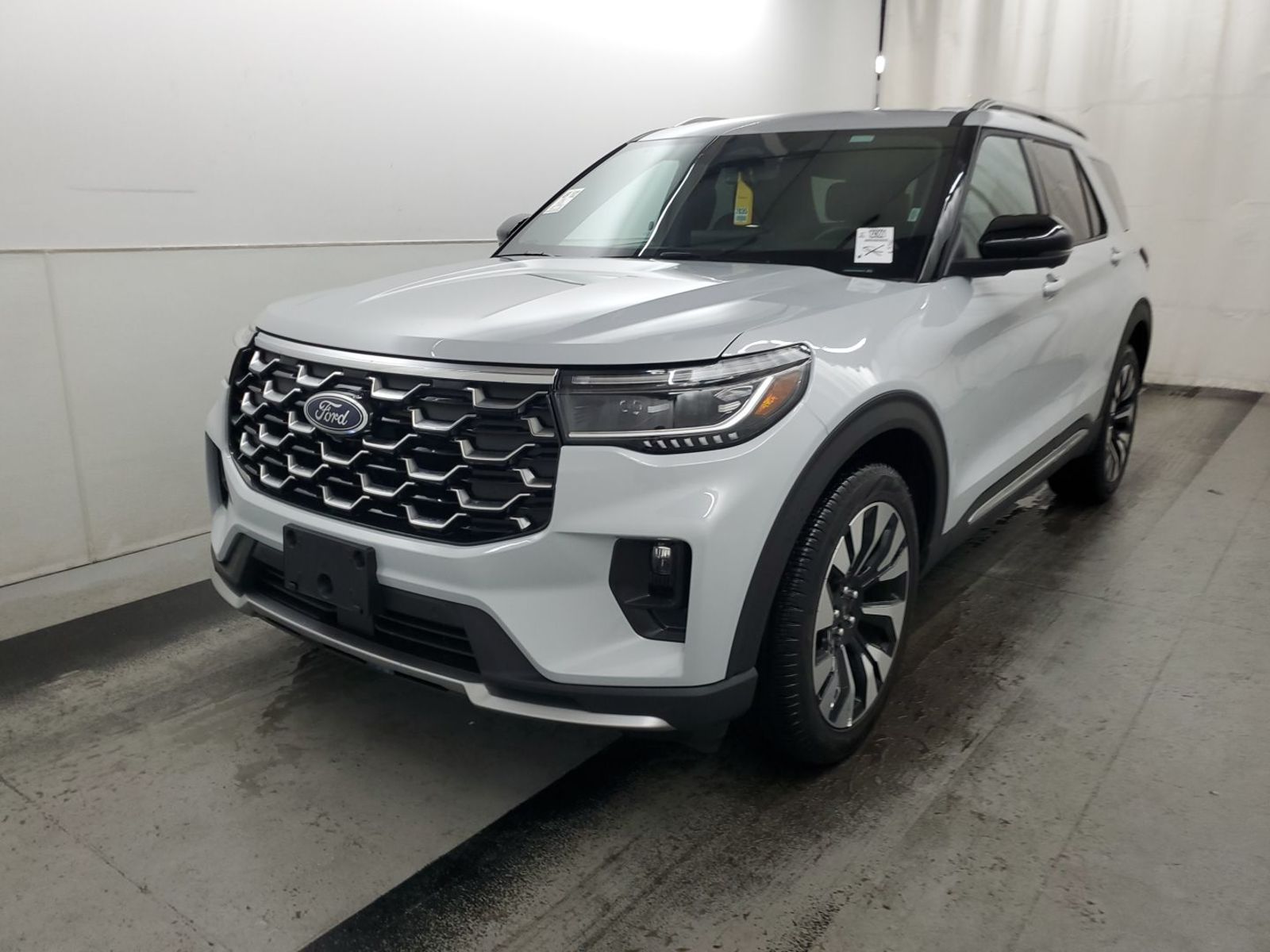 2025 Ford Explorer  Platinum AWD