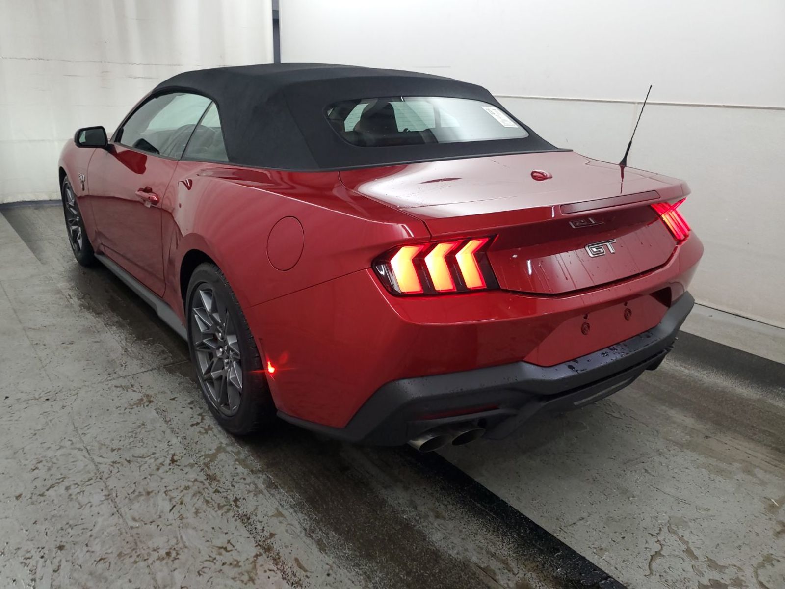 2024 Ford Mustang   RWD