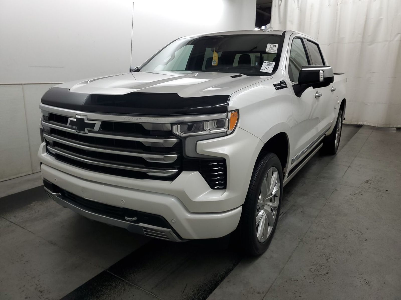 2023 Chevrolet Silverado 1500  High Country AWD
