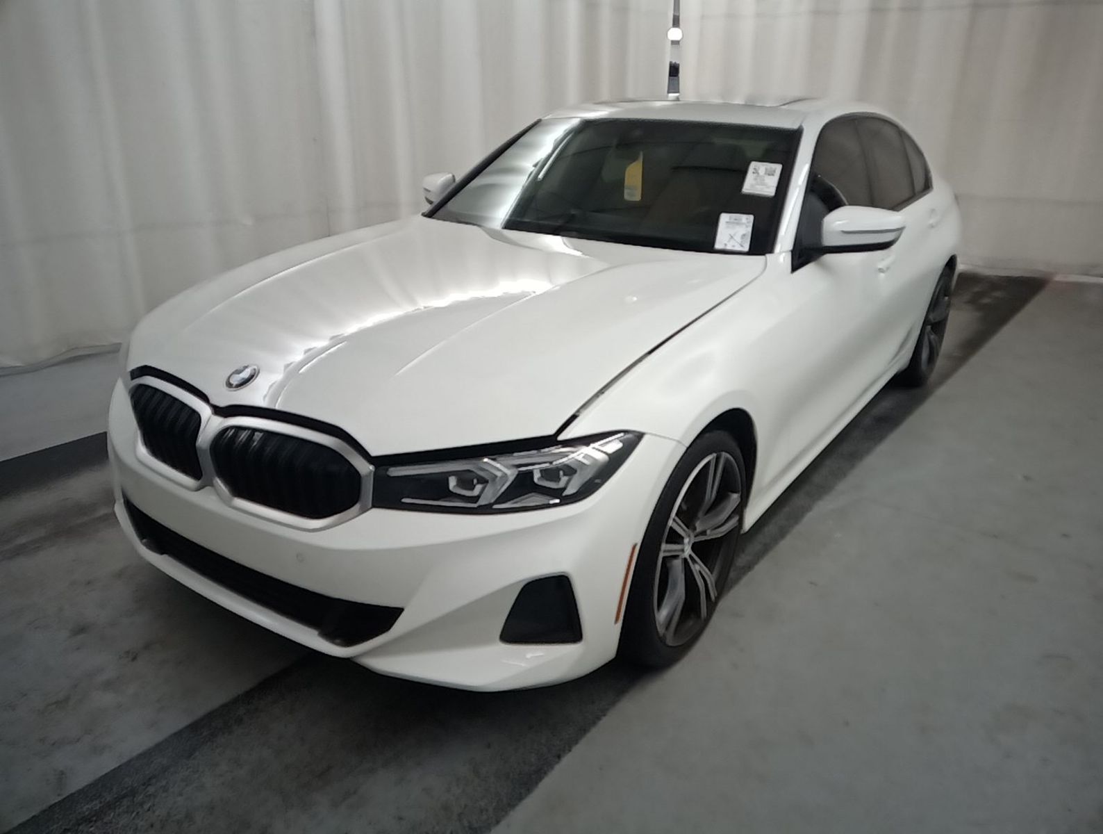 2023 BMW 3-Series  330i RWD