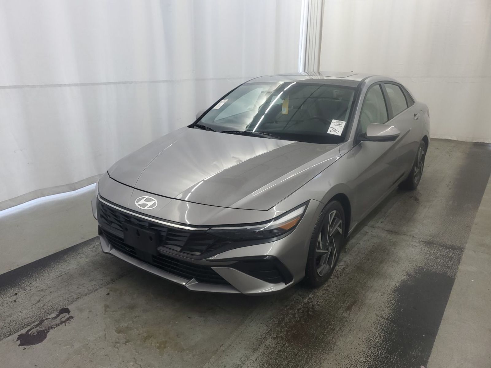 2025 Hyundai Elantra  Limited FWD