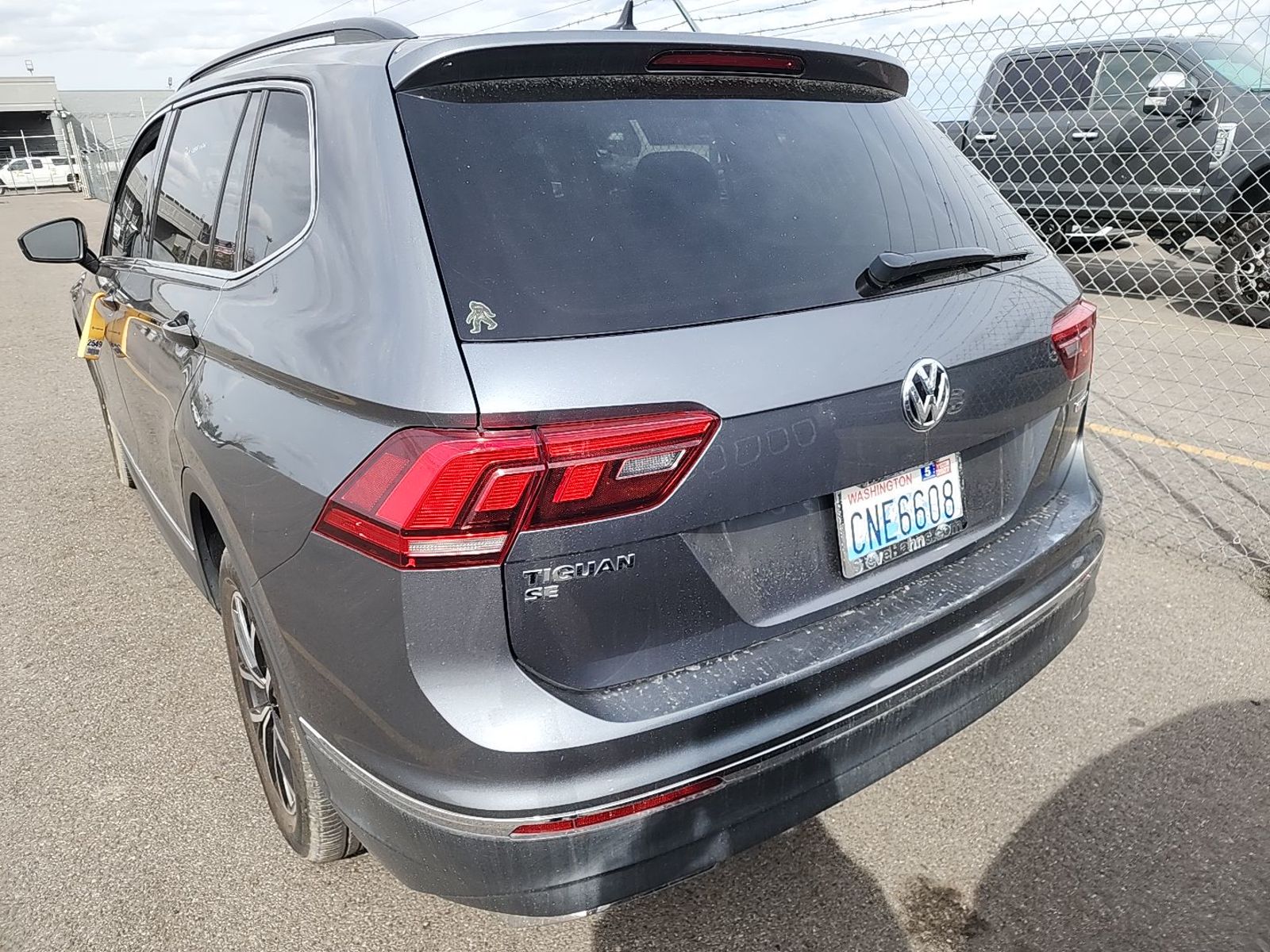 2021 Volkswagen Tiguan  SE AWD