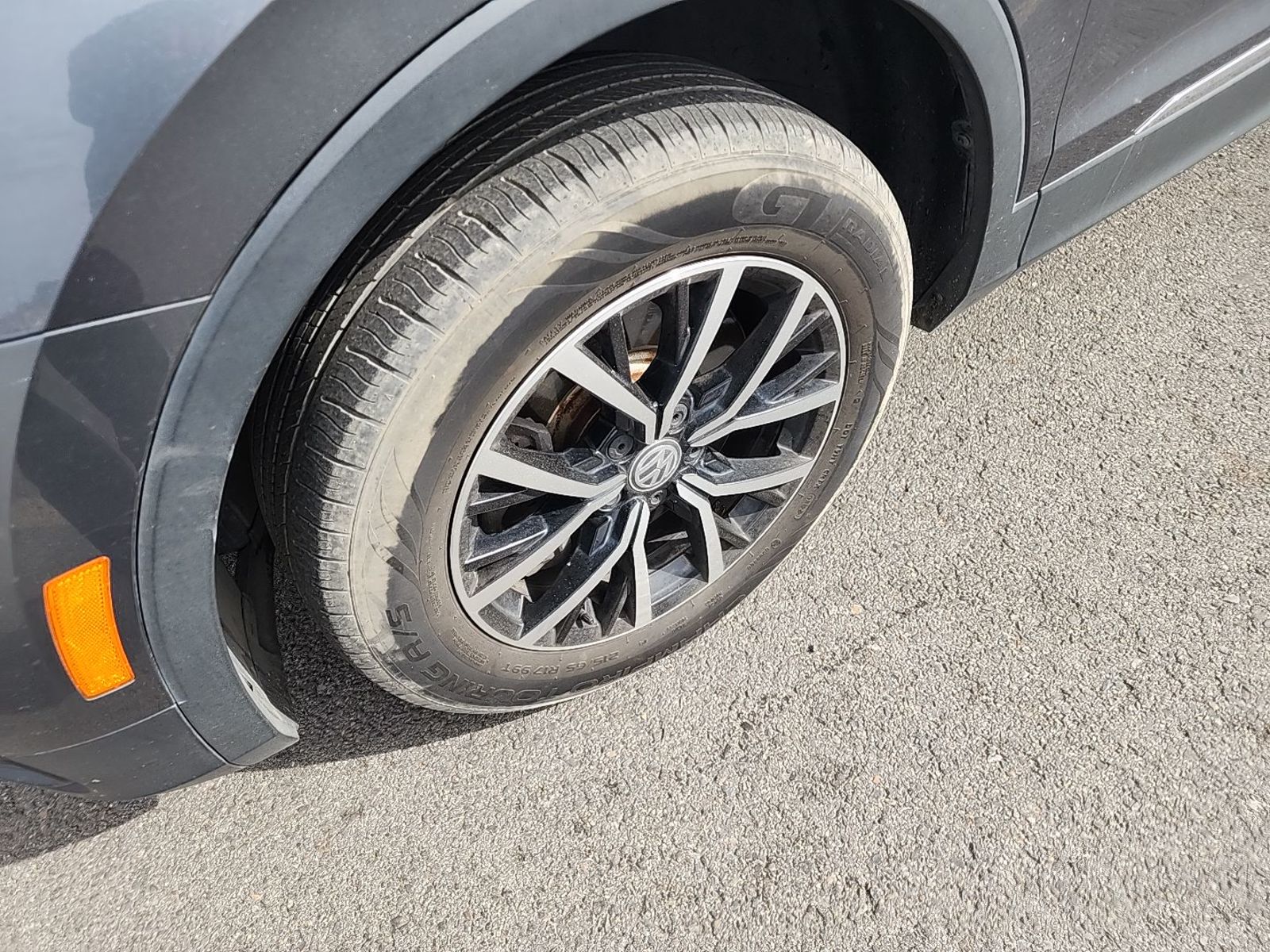 2021 Volkswagen Tiguan  SE AWD