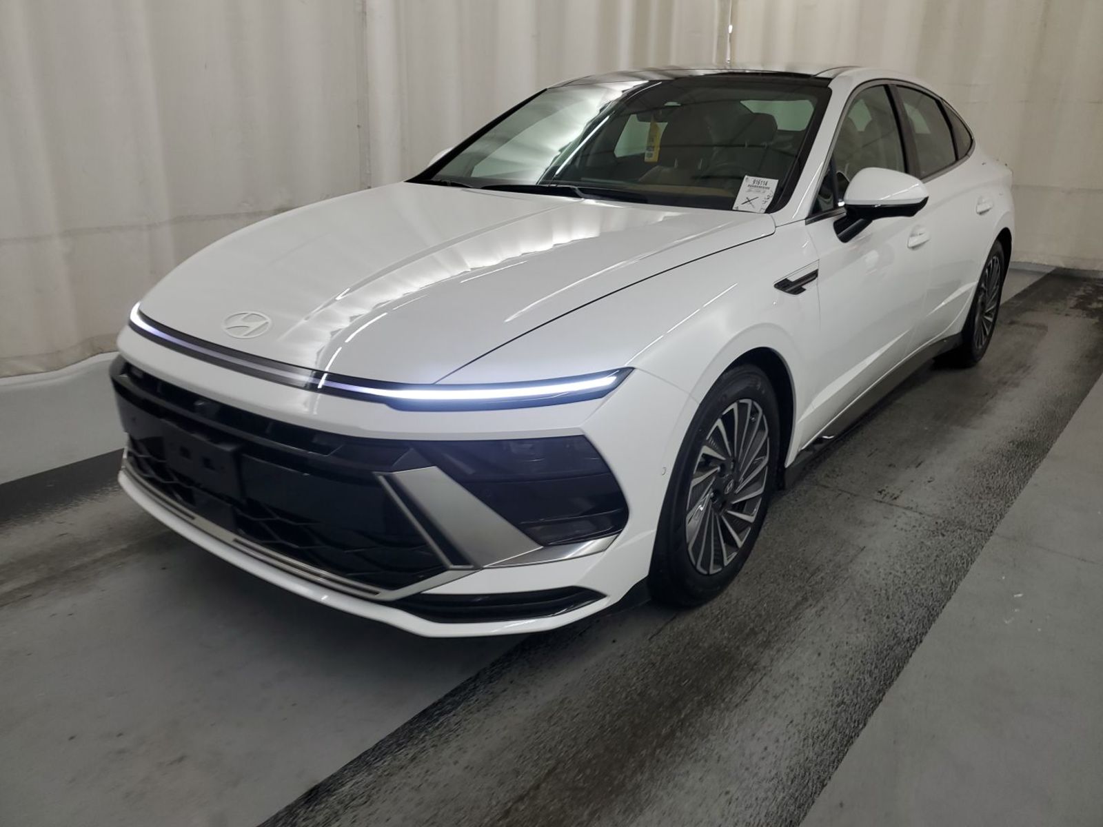 2025 Hyundai Sonata   FWD
