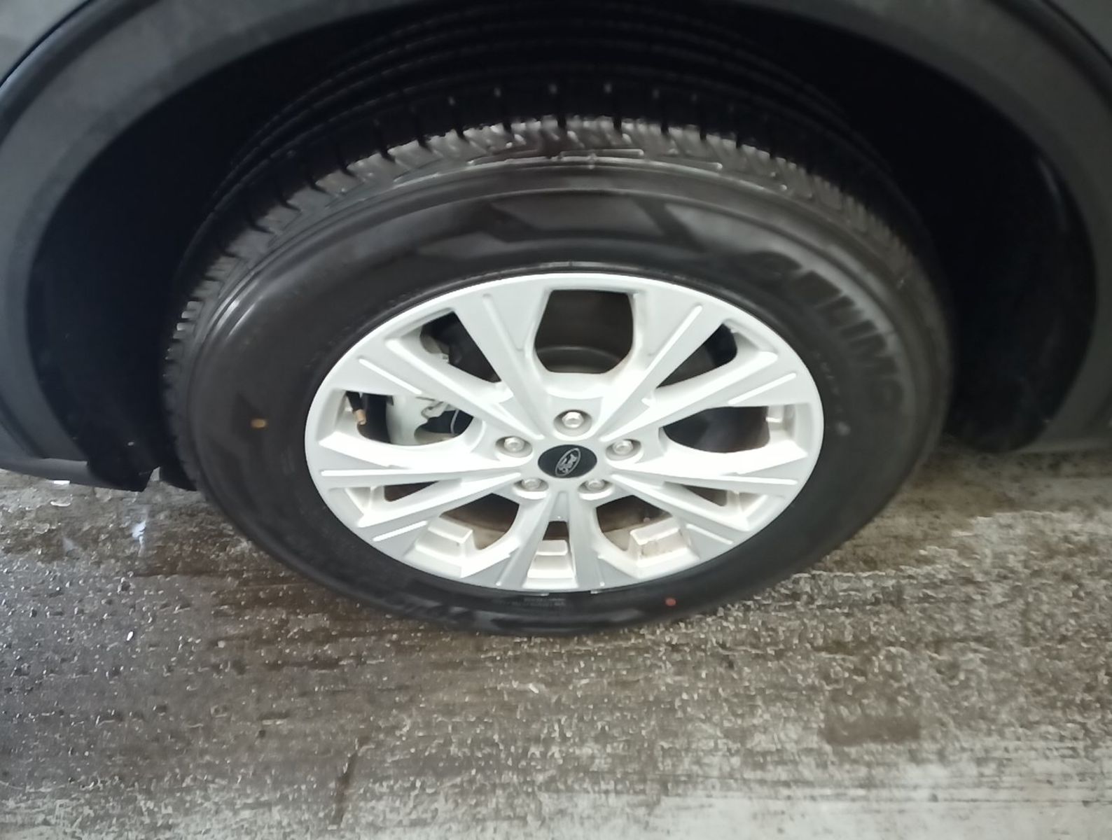 2025 Ford Escape   AWD