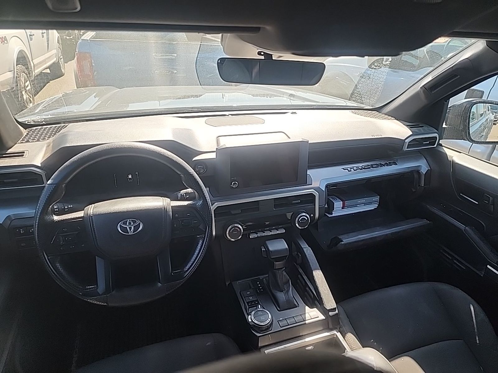 2024 Toyota Tacoma  SR5 AWD