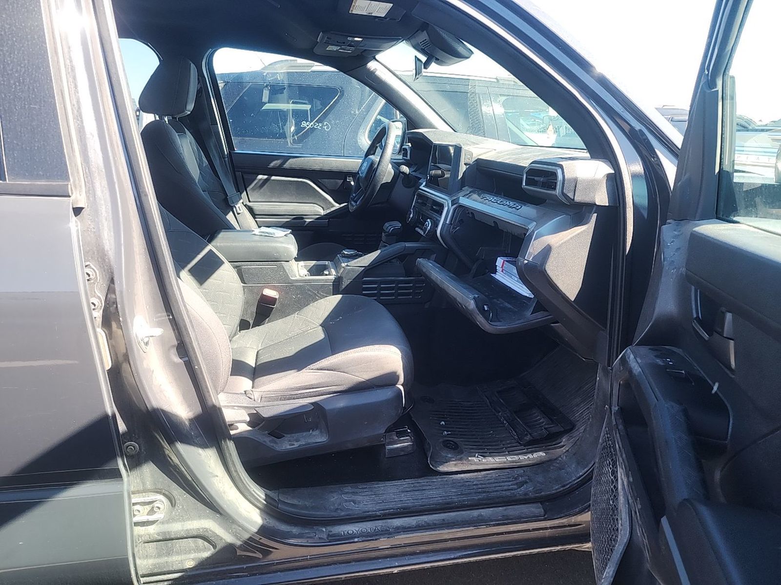 2024 Toyota Tacoma  SR5 AWD