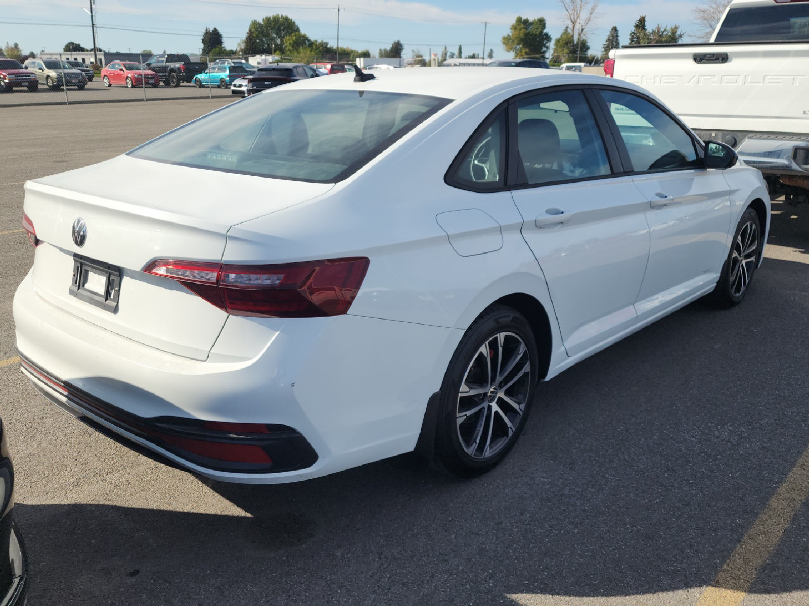 2022 Volkswagen Jetta  Sport FWD