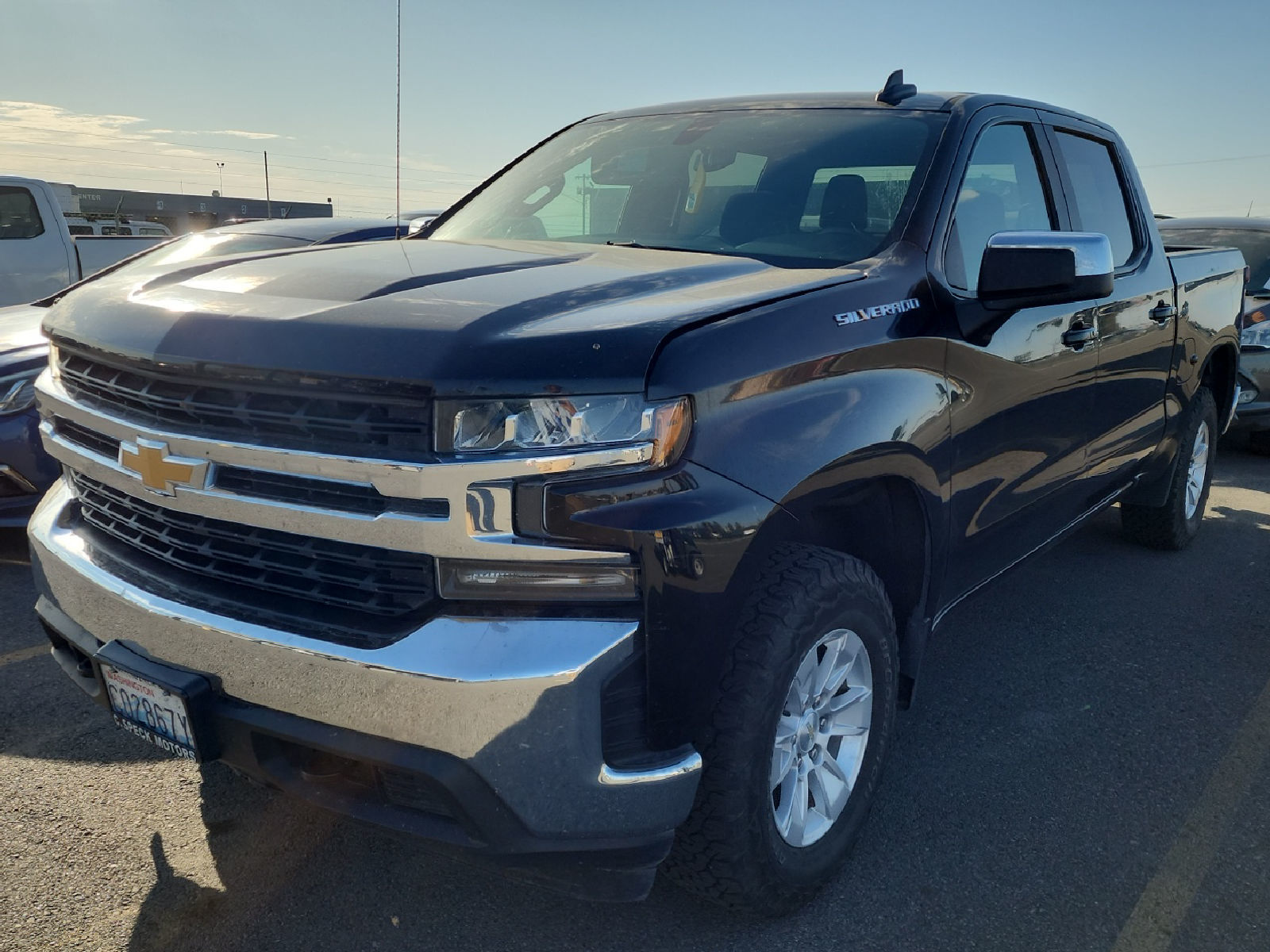 2021 Chevrolet Silverado 1500  LT AWD