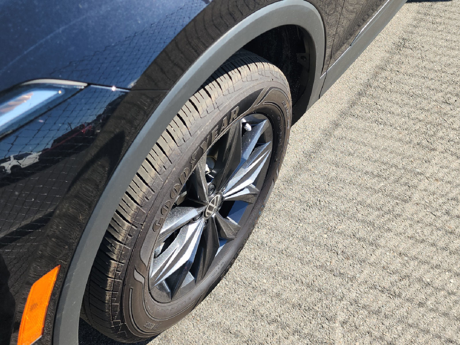 2023 Volkswagen Tiguan  SE AWD